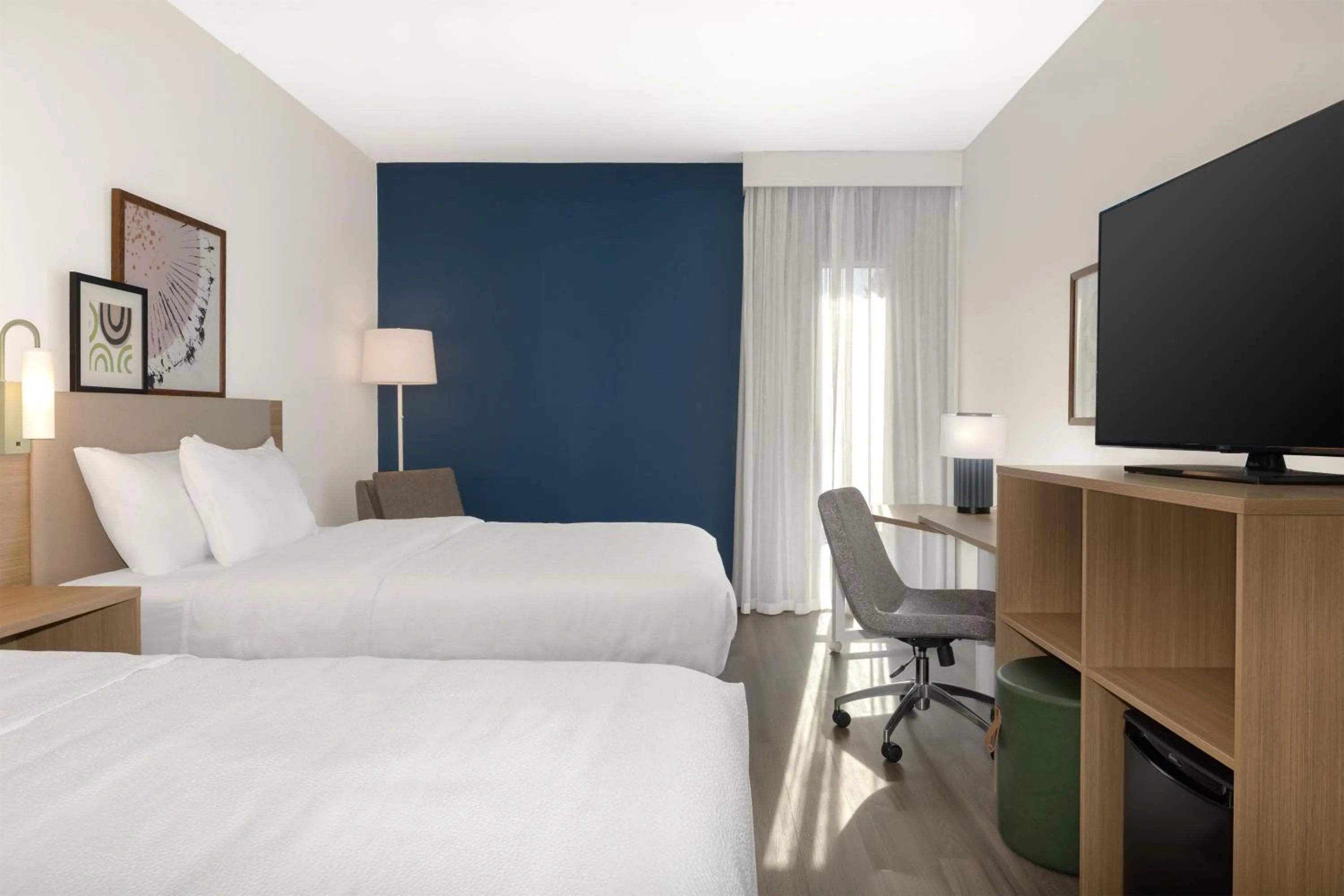 Bed in Spark By Hilton Montreal Midtown