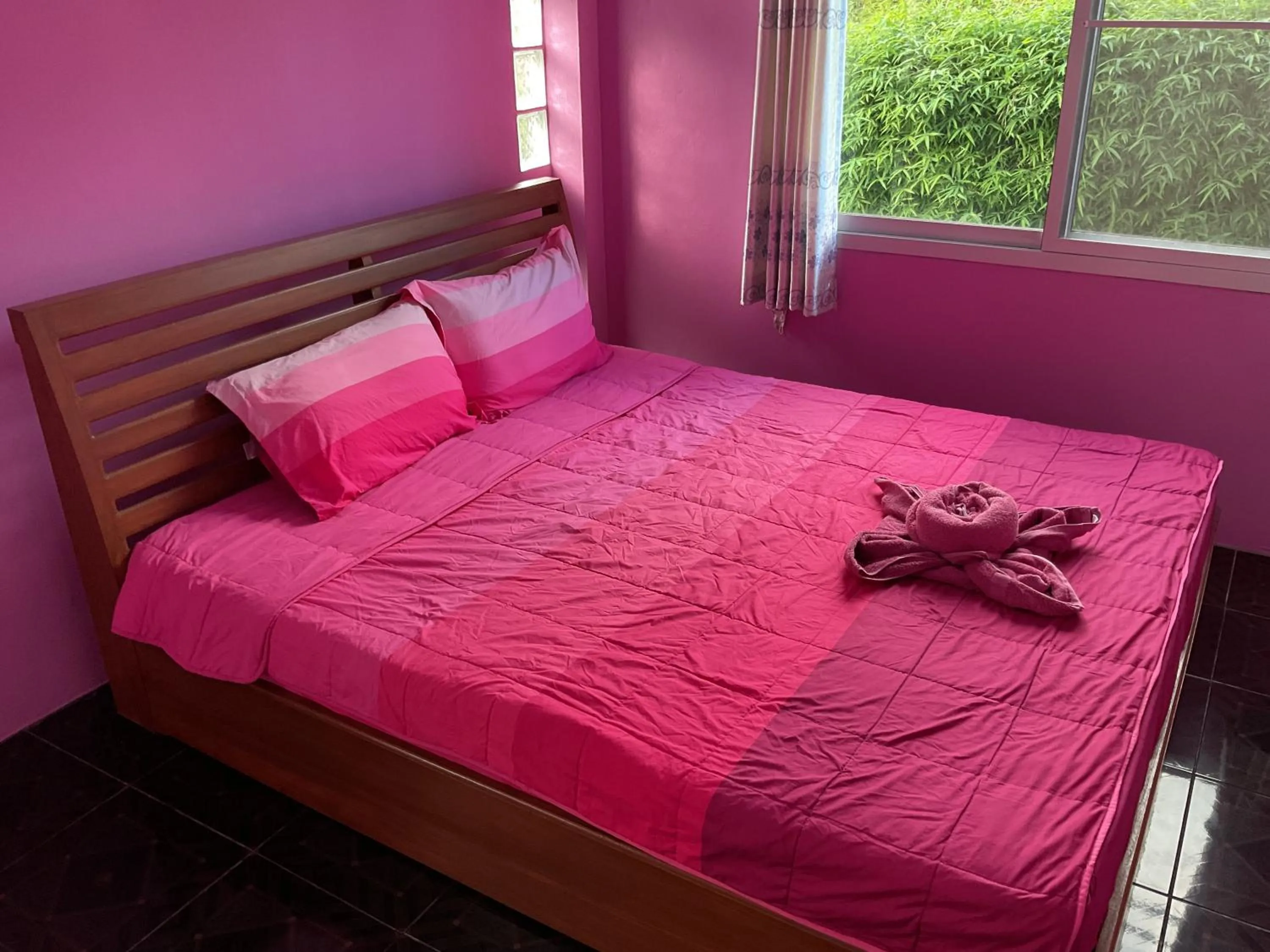 Bed in Ban Rai Rabeang Mok