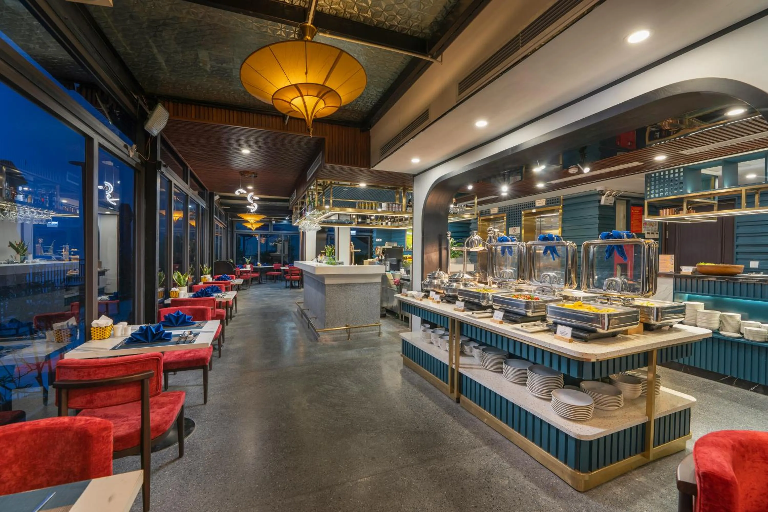 Restaurant/places to eat in DeLaMont Sapa Hotel - Hill Serenity Retreat