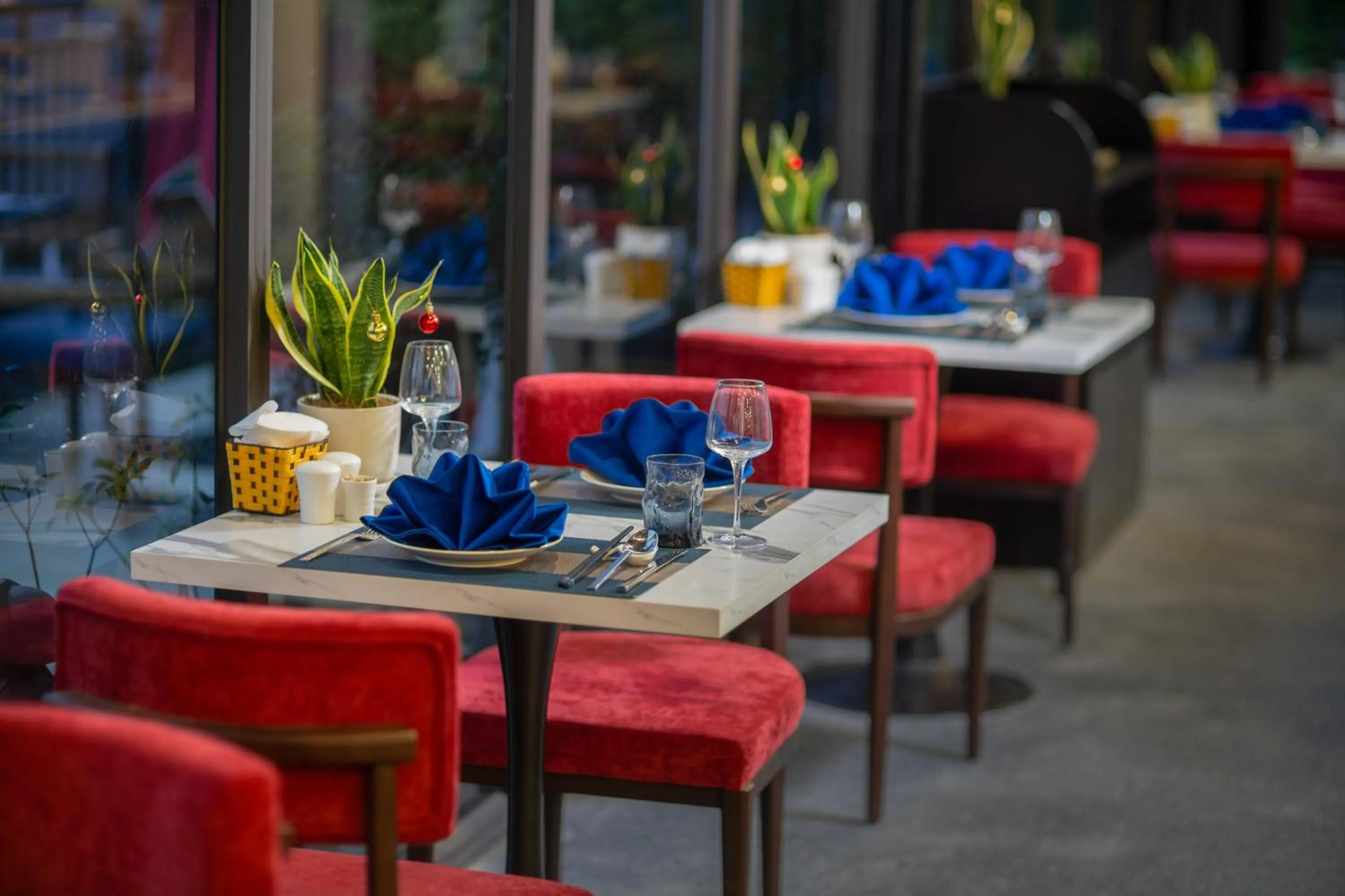 Restaurant/places to eat in DeLaMont Sapa Hotel - Hill Serenity Retreat