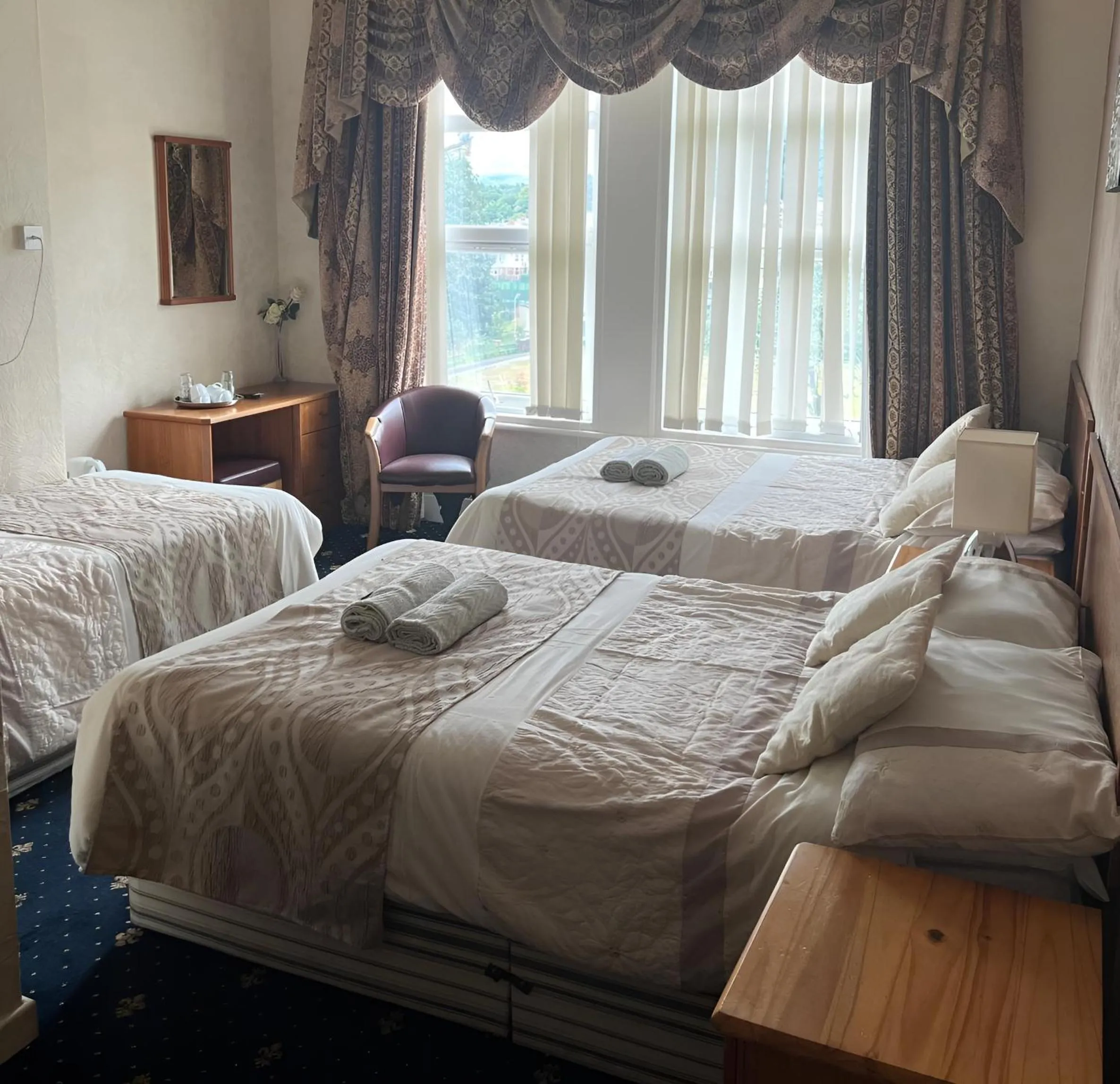 Bedroom, Bed in Baytree Lodge