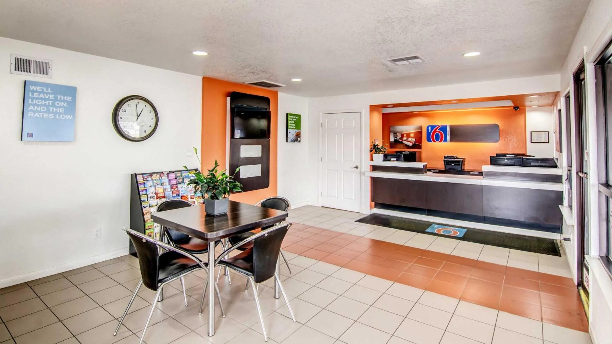 Lobby or reception in Motel 6 Manteca CA