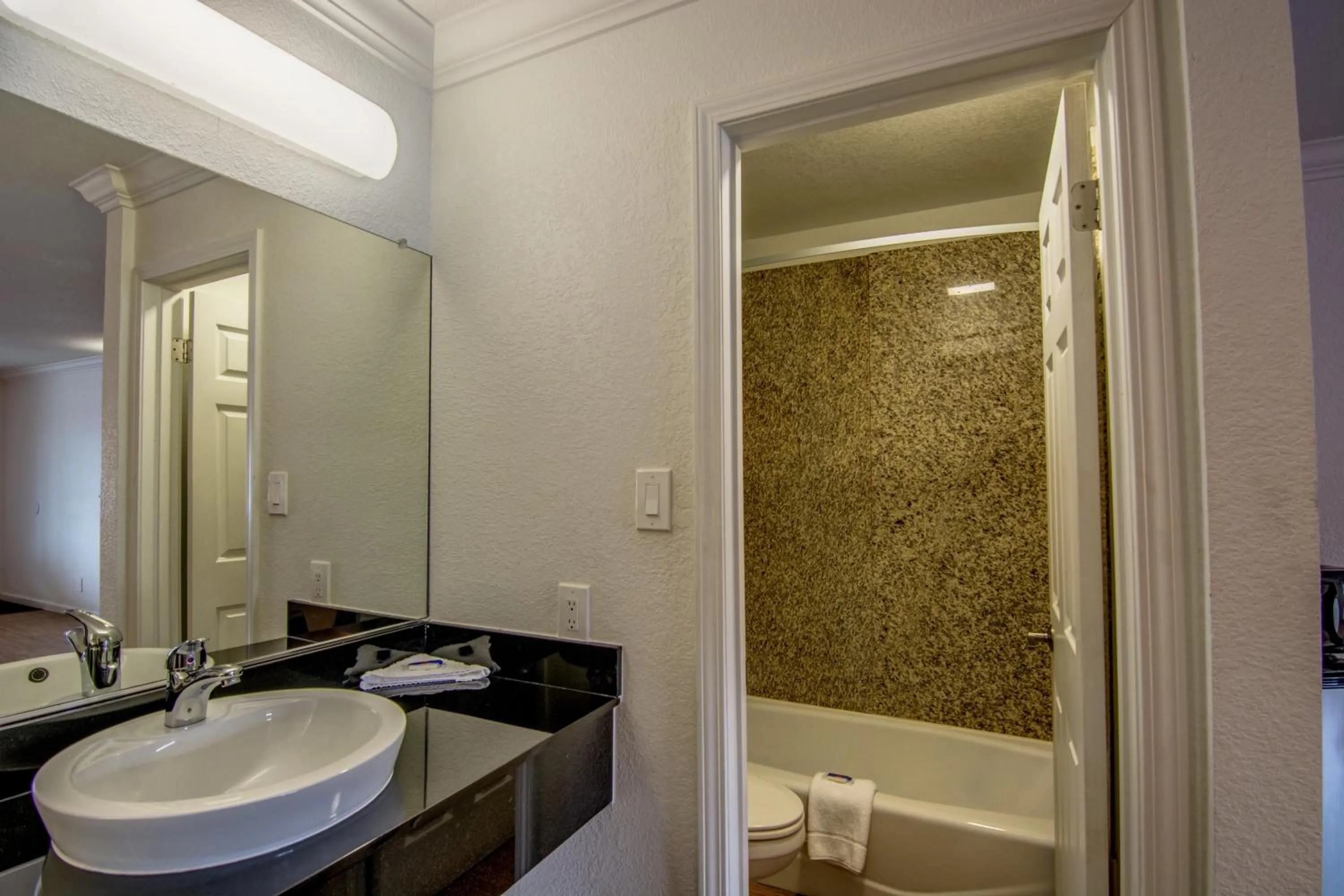 Bathroom in Motel 6 Manteca CA