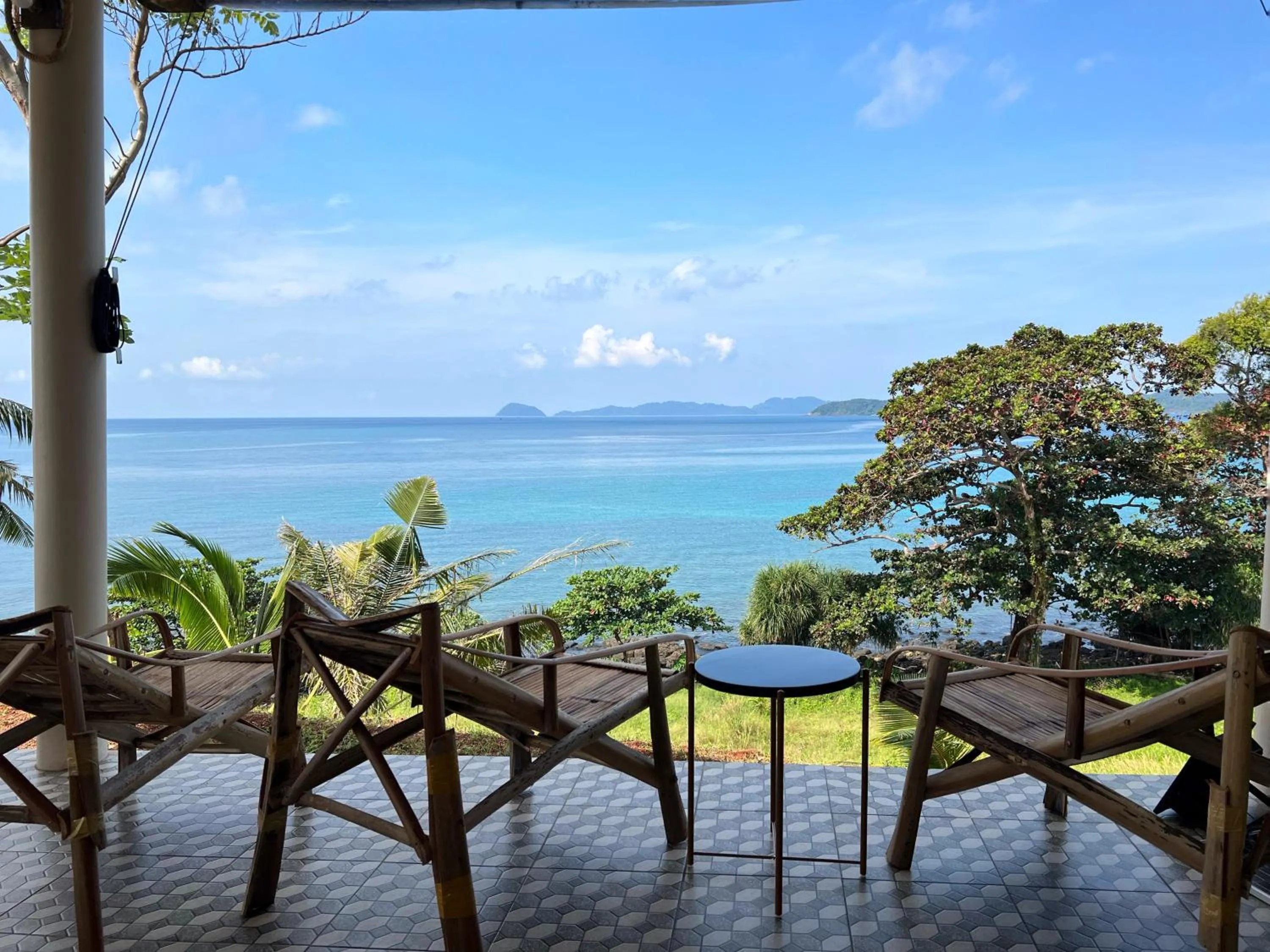 Restaurant/places to eat in Ta-Lay Time KohMak