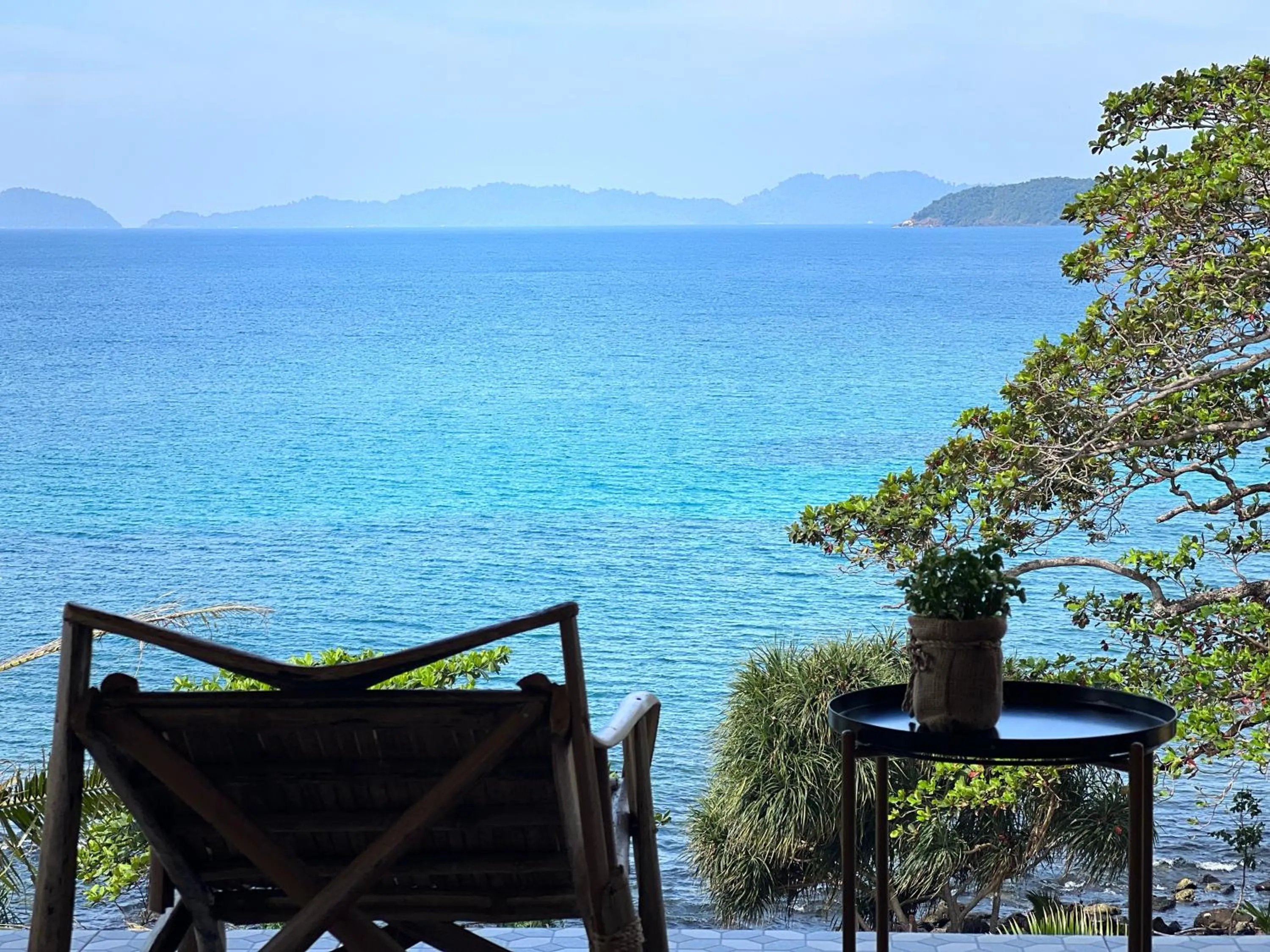 Dining area in Ta-Lay Time KohMak