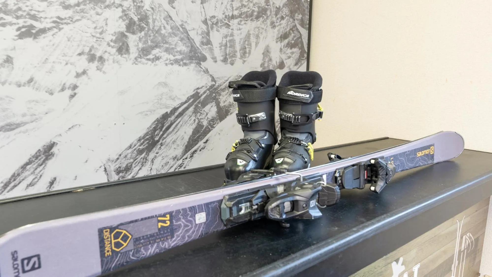 Skiing in LiVEMAX Resort Echigo Yuzawa