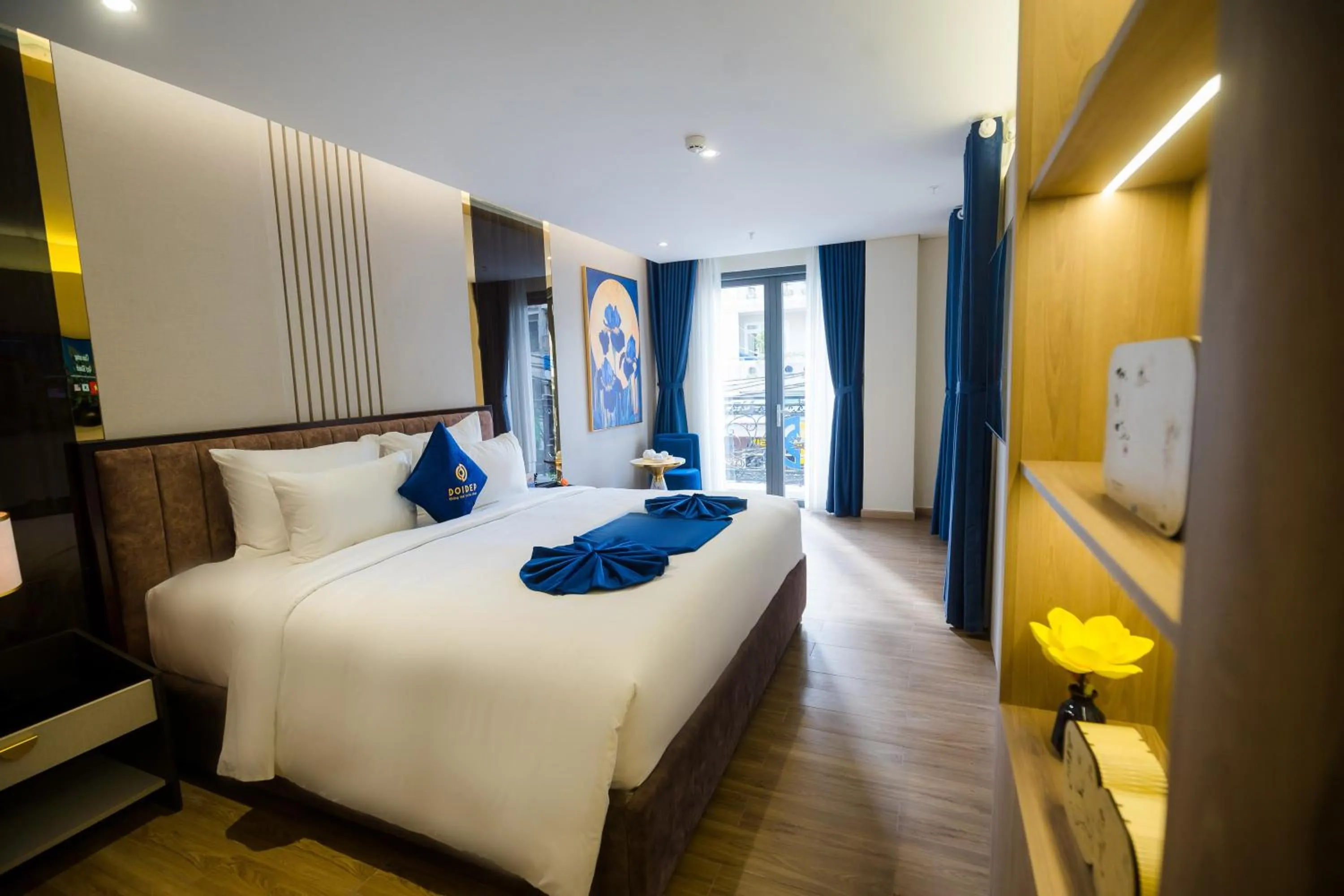 Bedroom, Bed in Sandals Mimosa