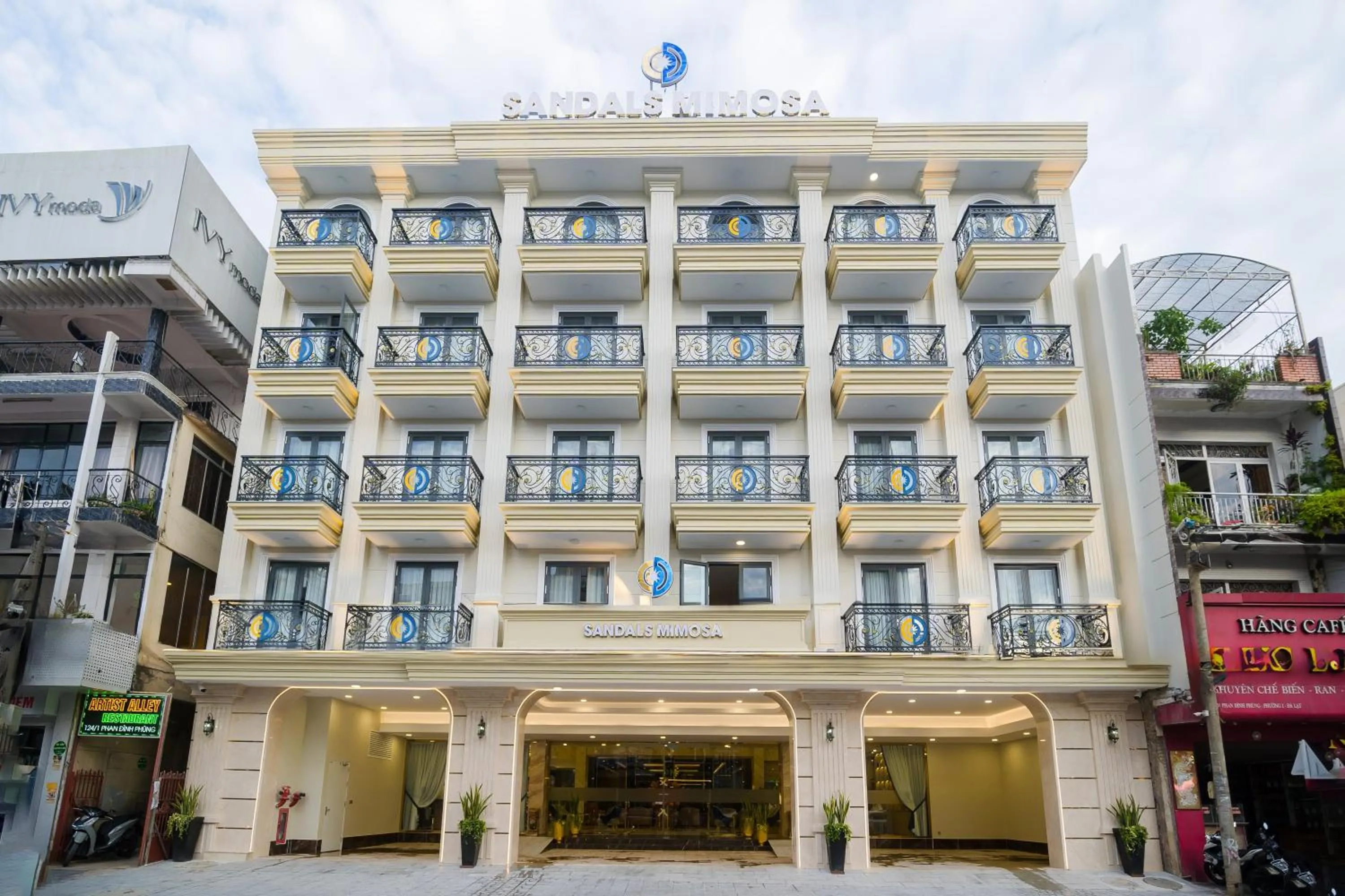 Property building in Sandals Mimosa