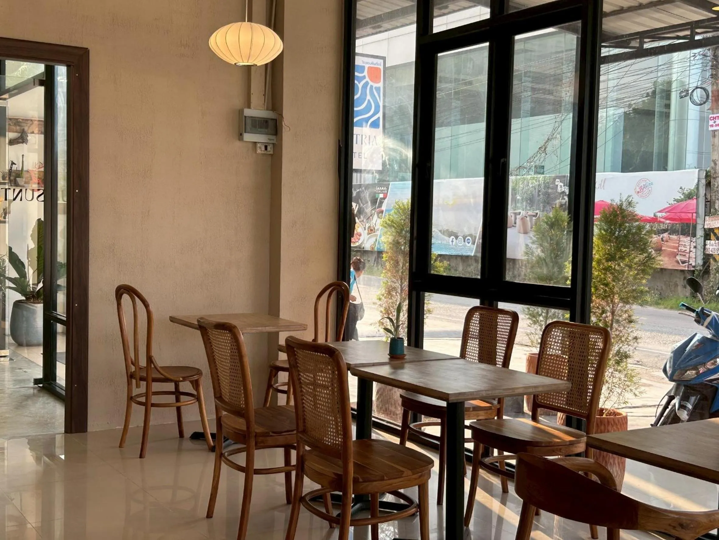 Restaurant/places to eat in Suntria Hotel Pattaya