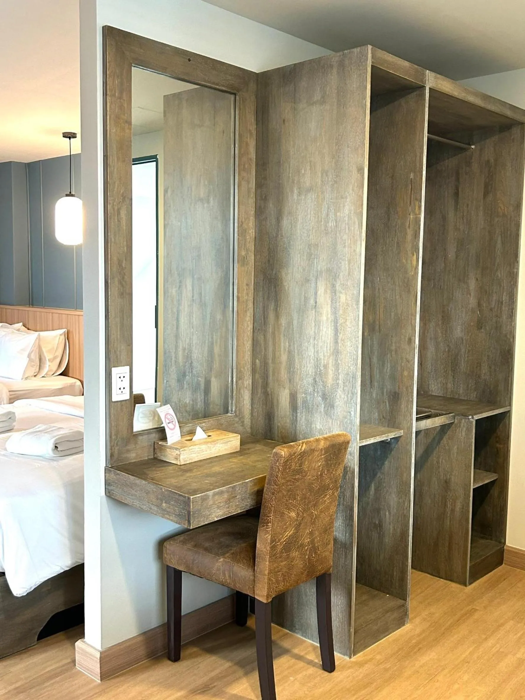 Bedroom, Bed in Suntria Hotel Pattaya