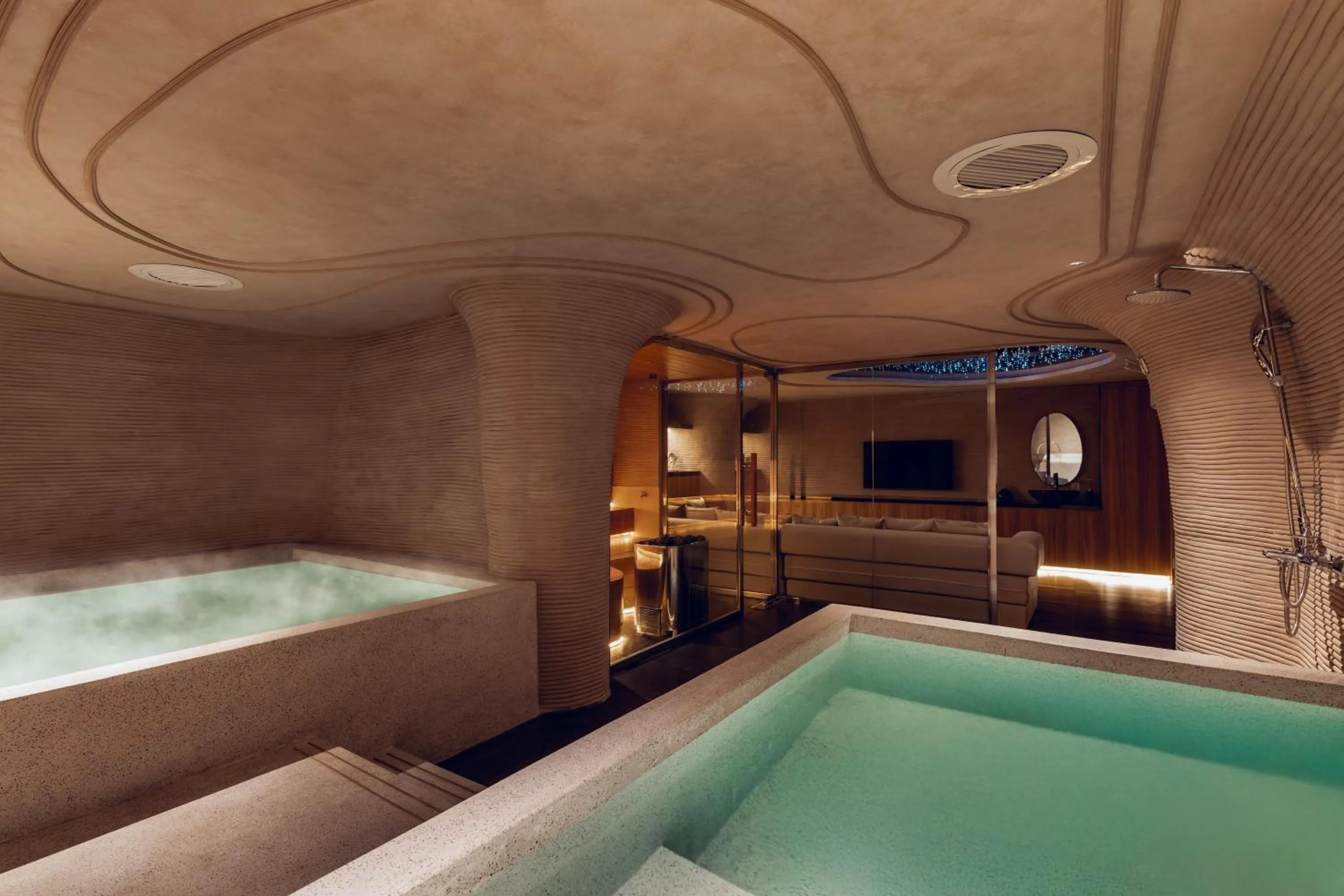 Hot Spring Bath in Kin Hotel Onsen Edition