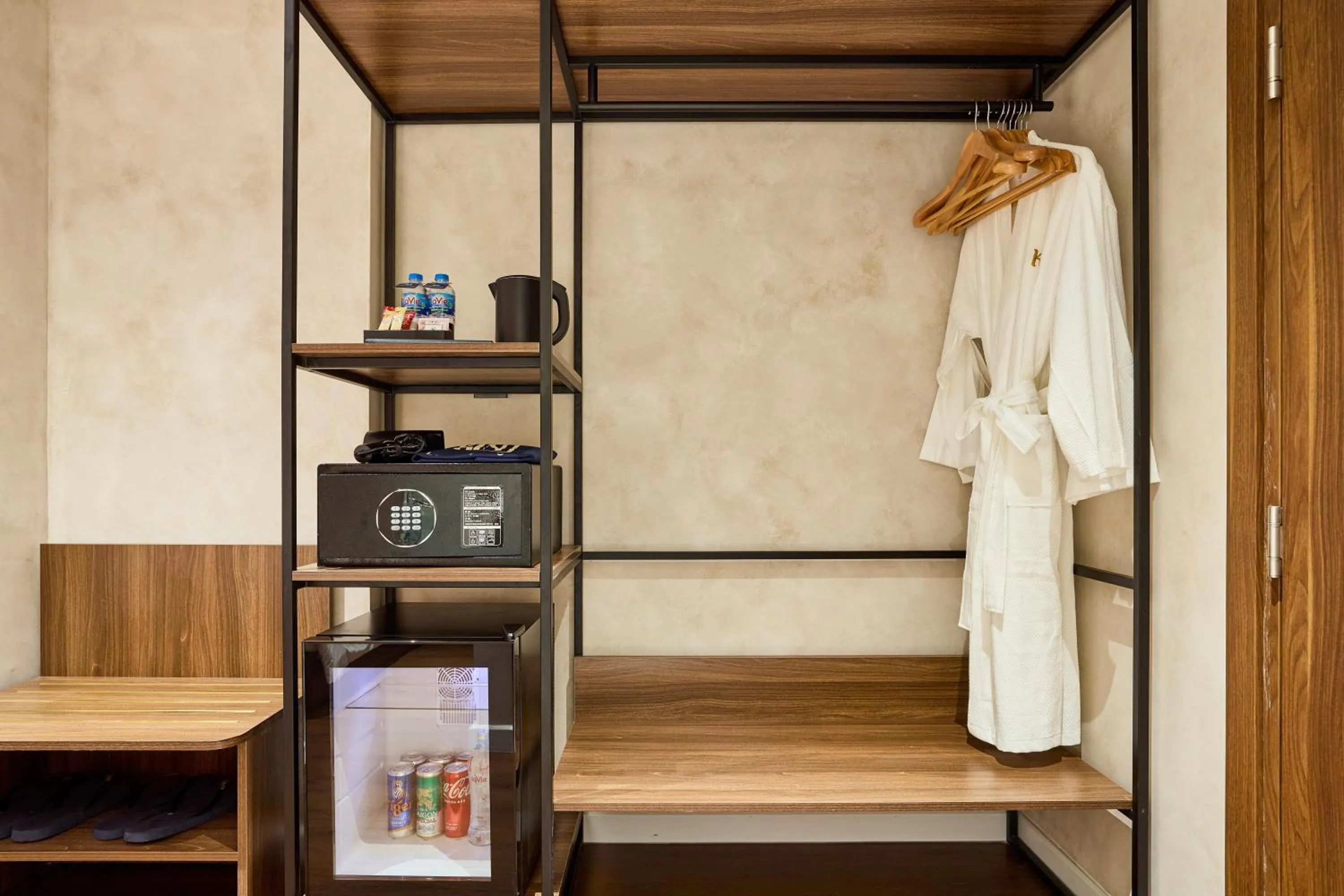 minibar in Kin Hotel Onsen Edition