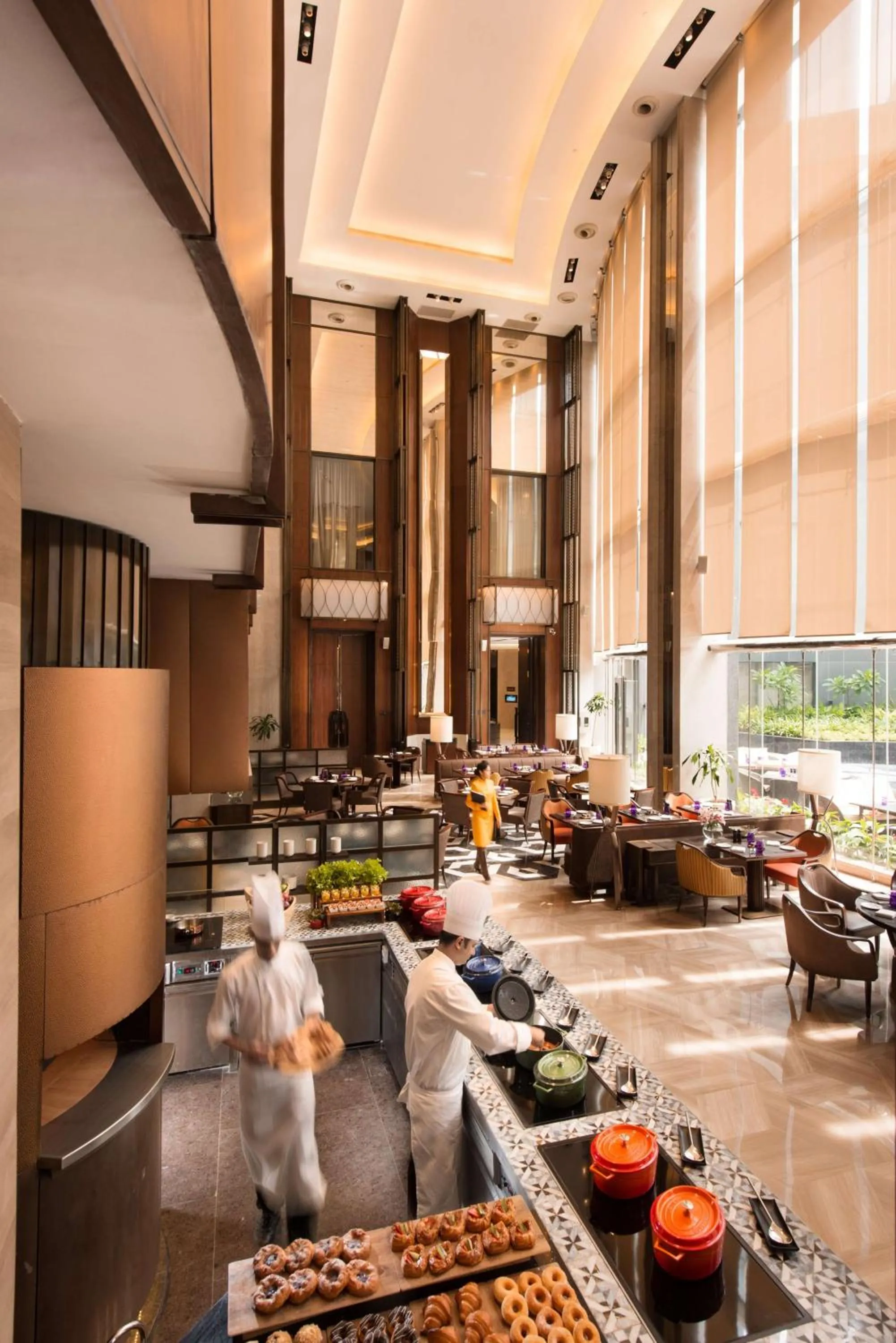 Restaurant/places to eat in Conrad Pune