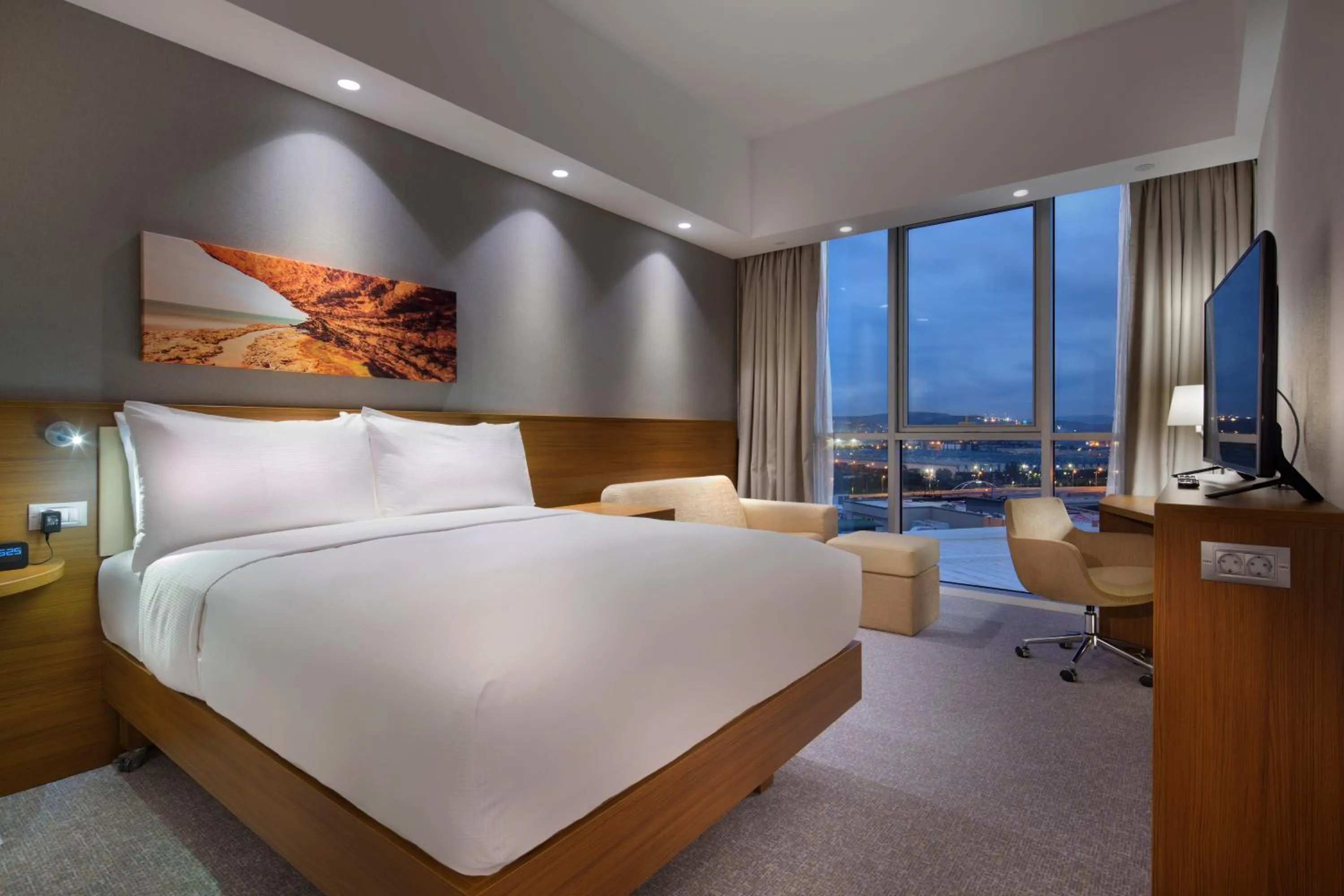 Bedroom, Bed in Hampton By Hilton Kocaeli Symbol