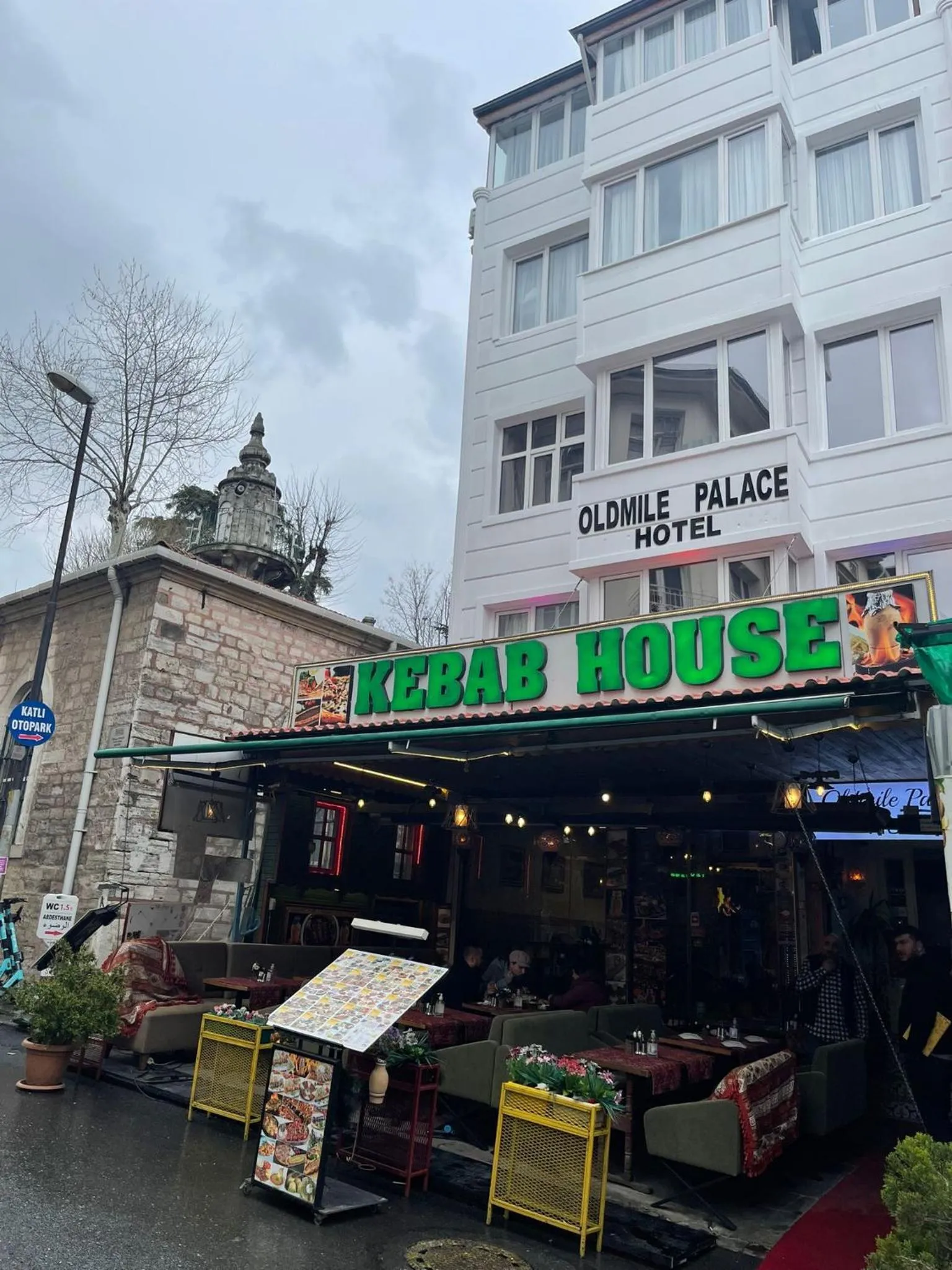 Oldmile Palace Hotel