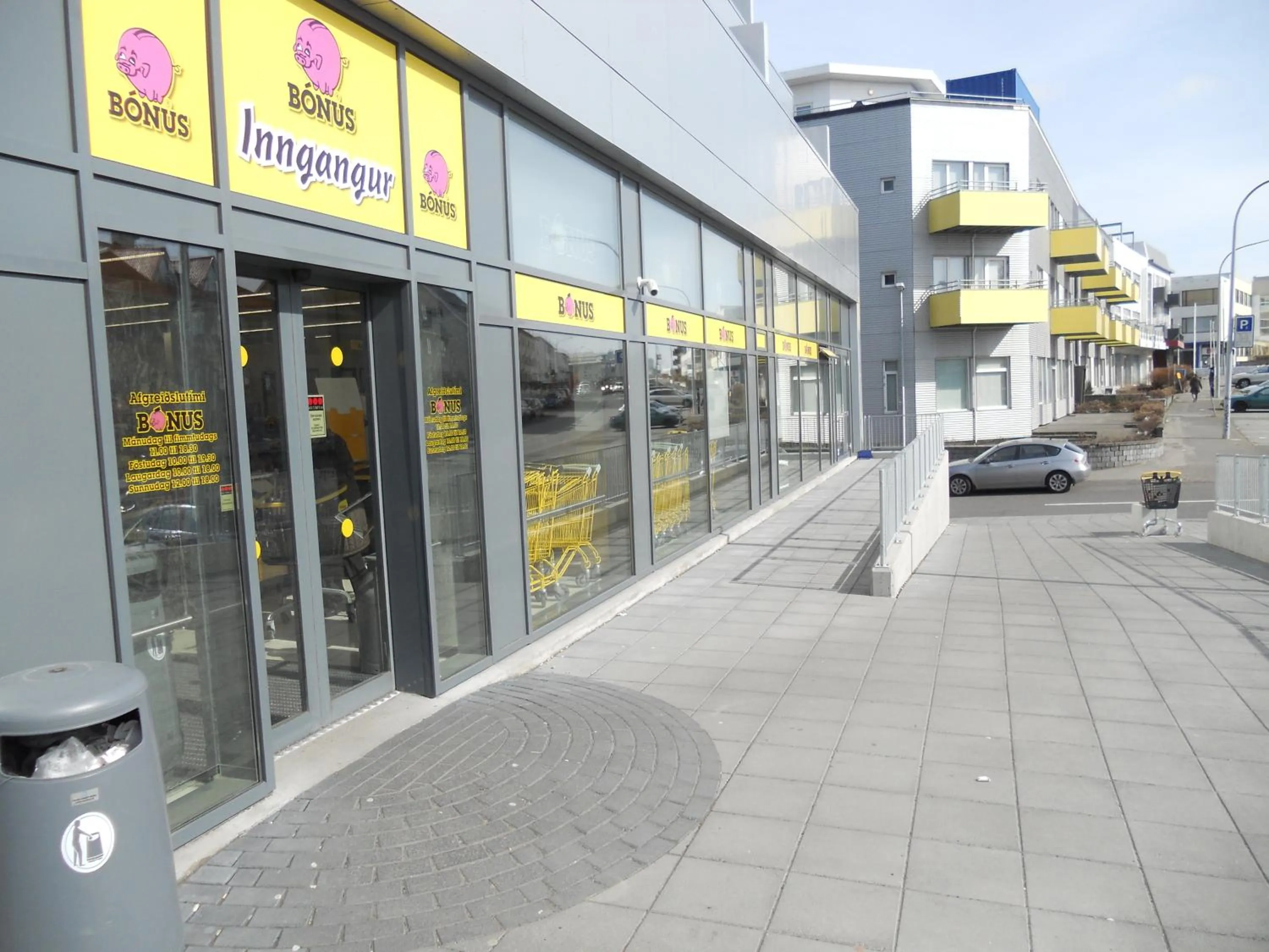 Property building in REK Inn