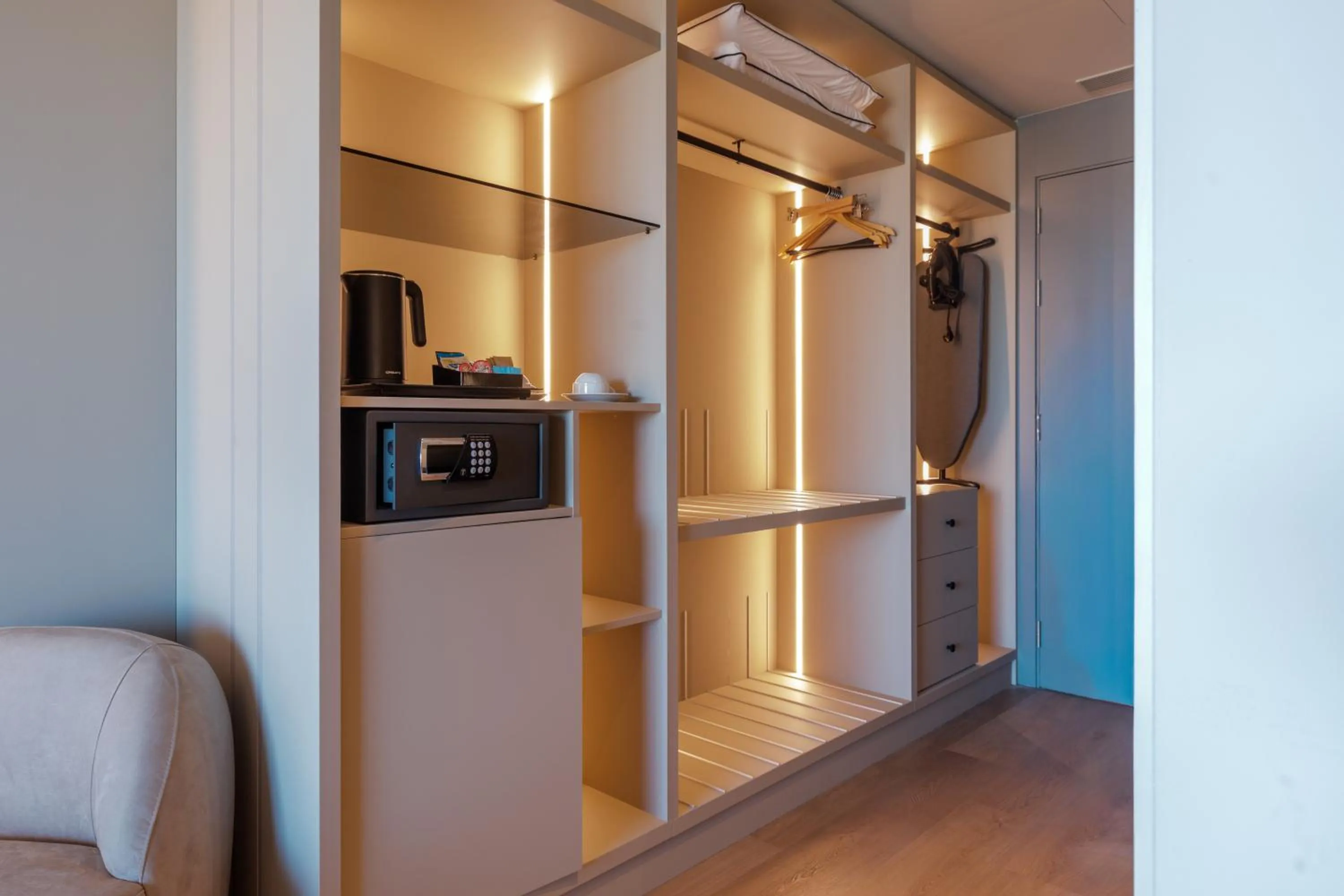 Bedroom in Meliá São João da Madeira