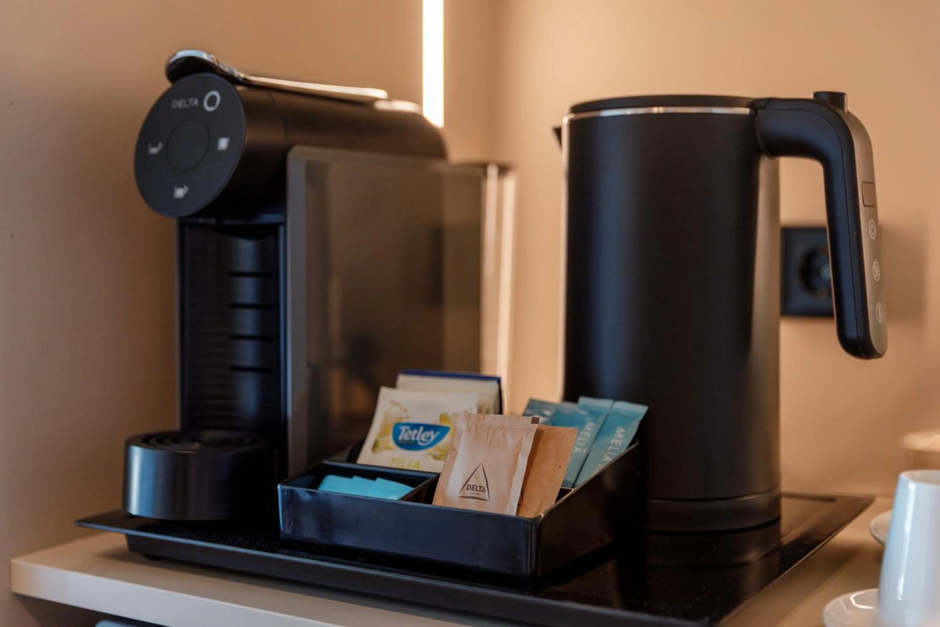Coffee/tea facilities in Meliá São João da Madeira