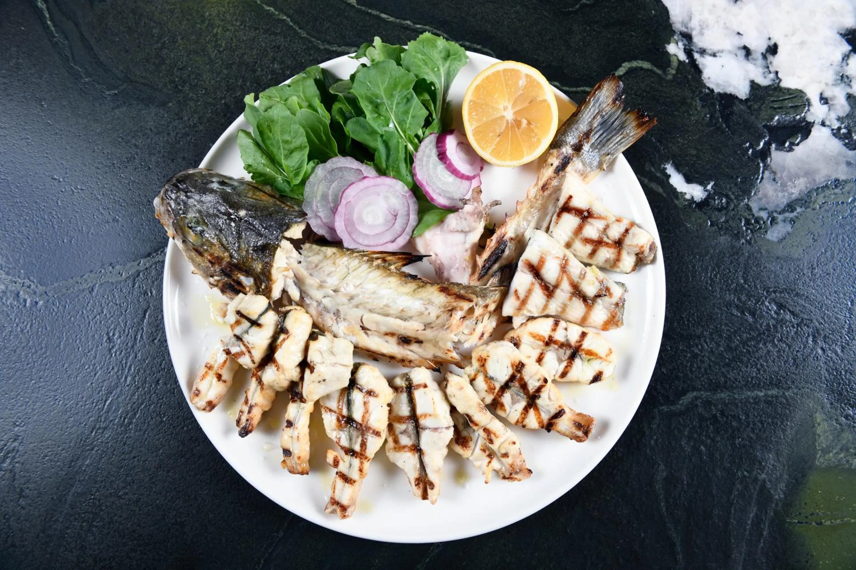 Restaurant/places to eat in RUKA Hotel