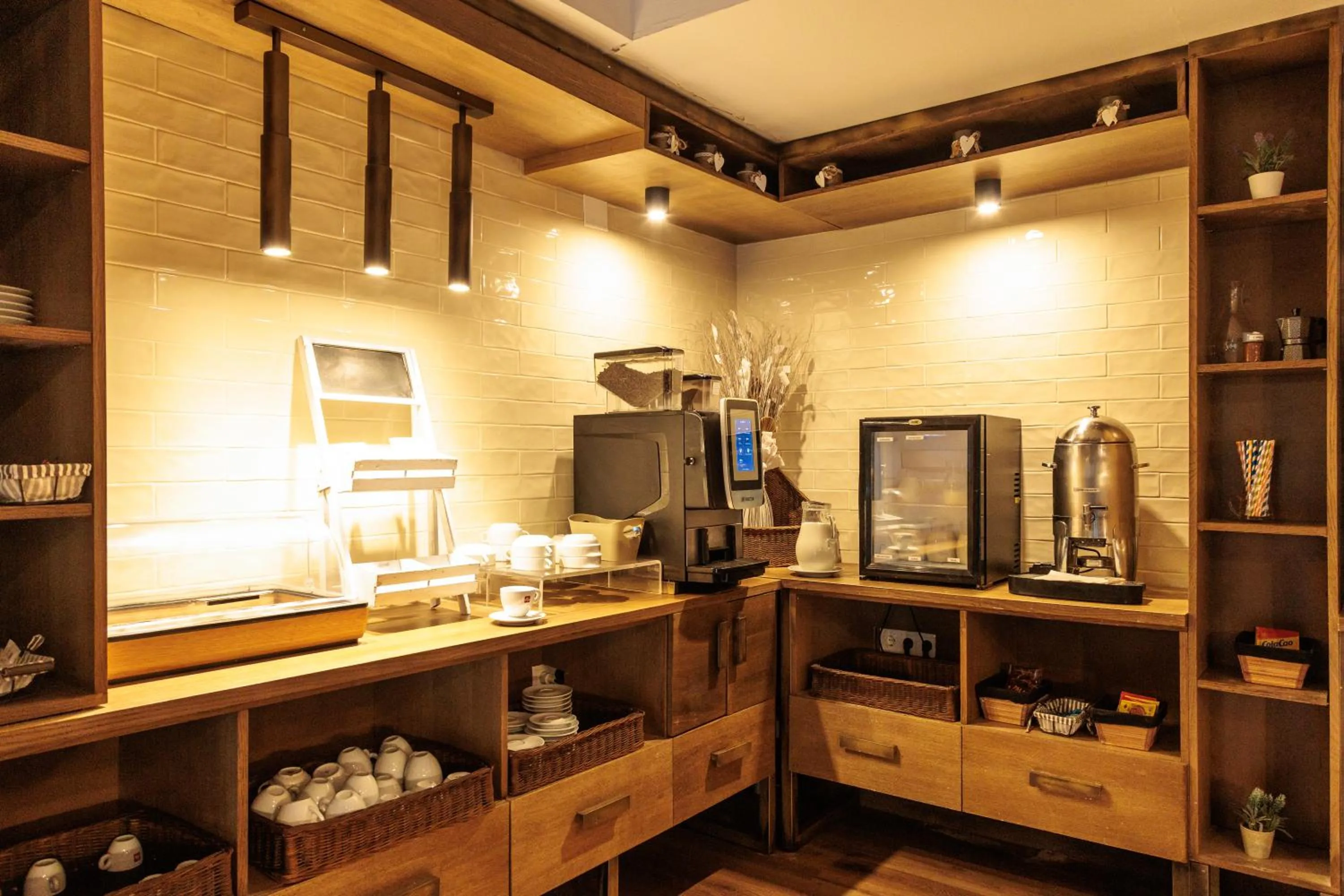 Breakfast in Hotel Resort Cueva del Fraile