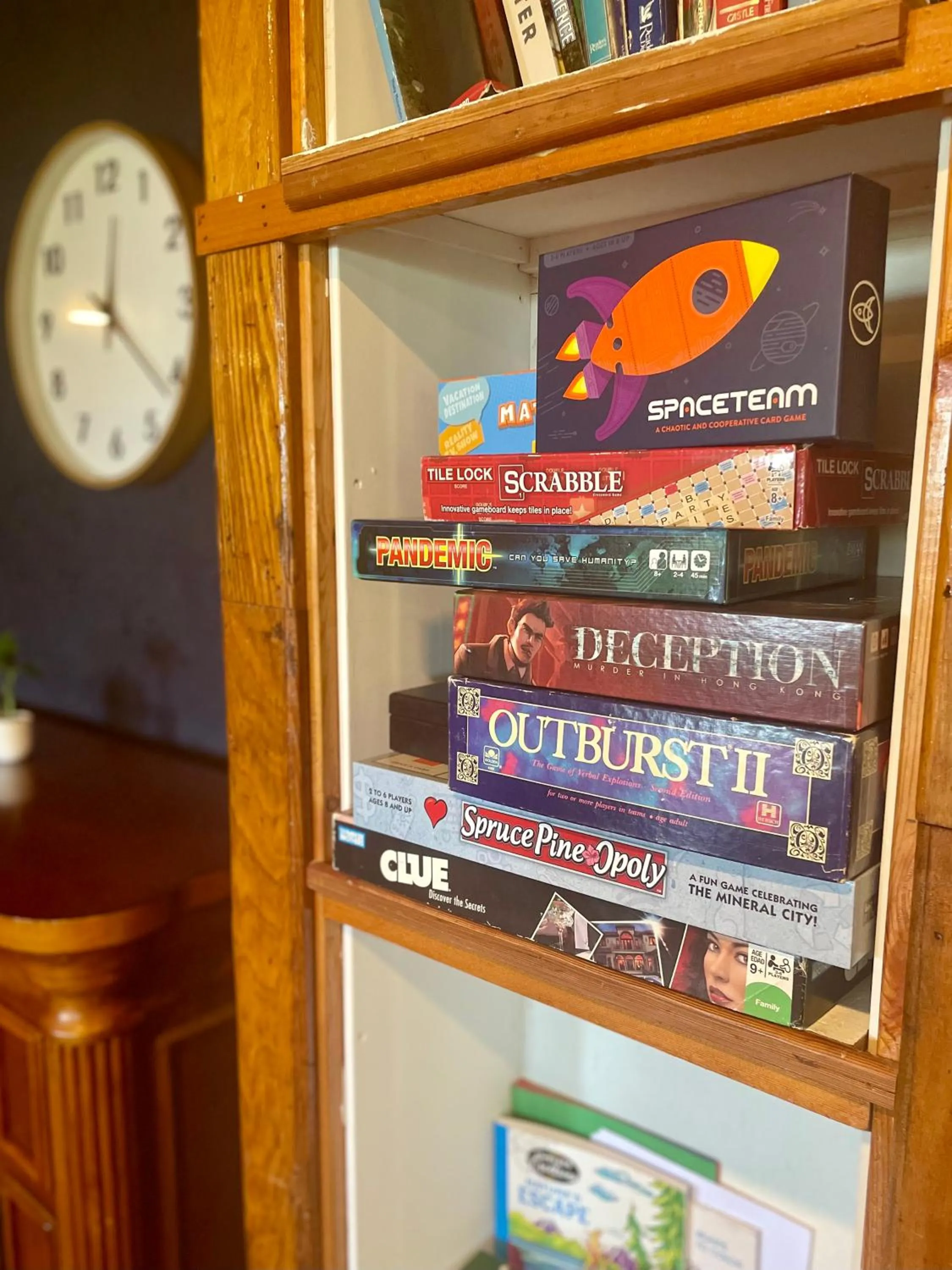 Game Room in Skyline Village Inn