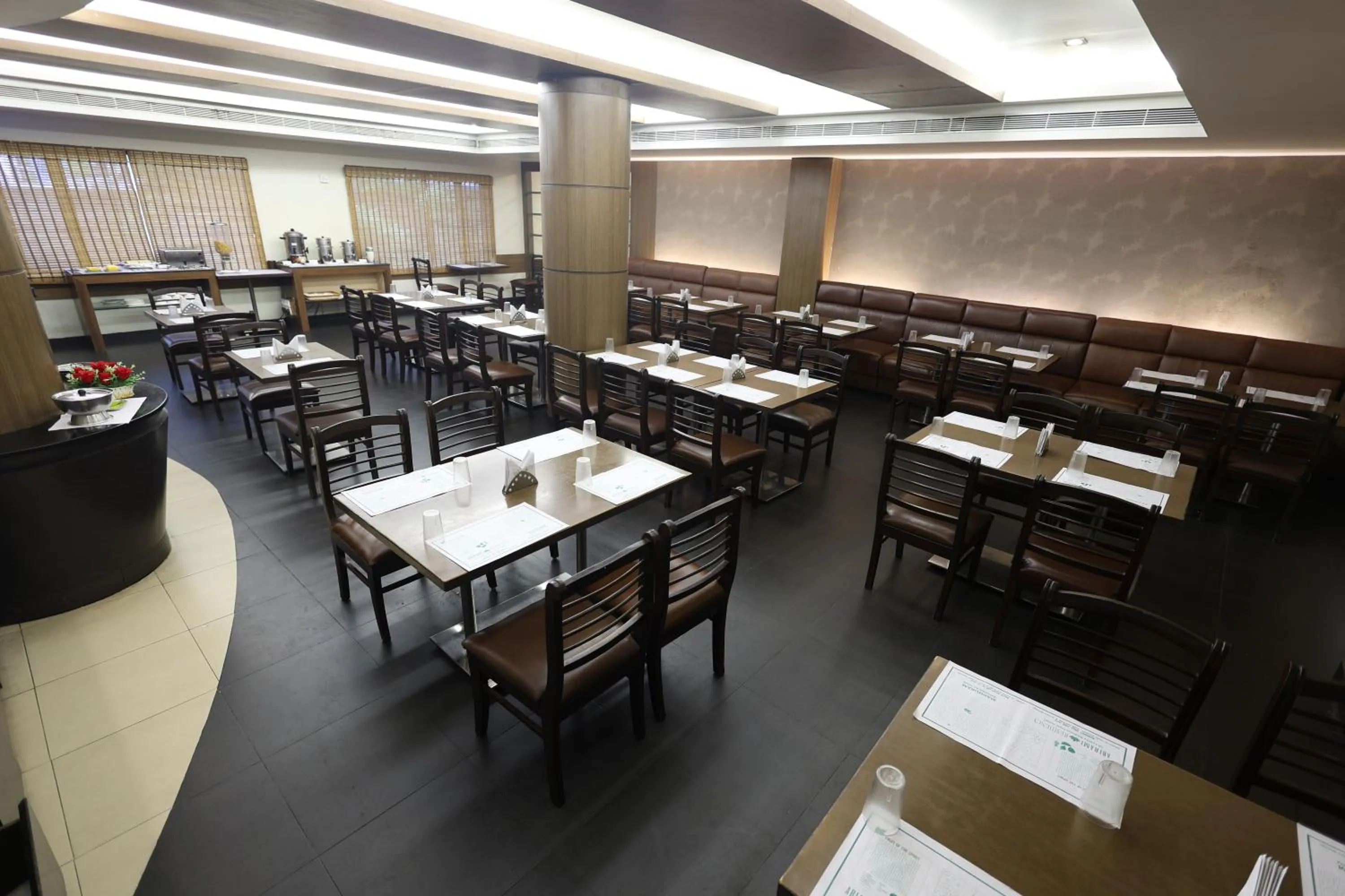 Restaurant/places to eat in Abirami Residency