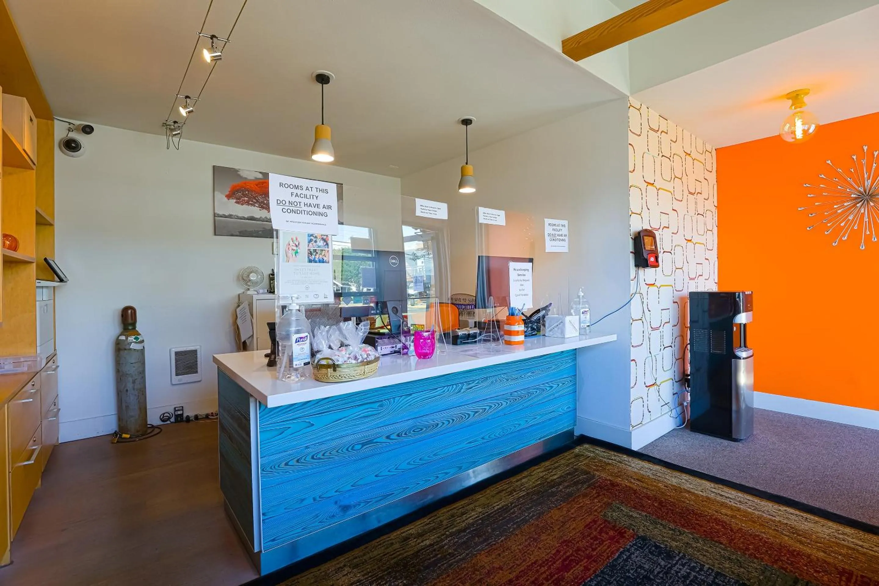 Lobby or reception in Coast River Inn by OYO Seaside