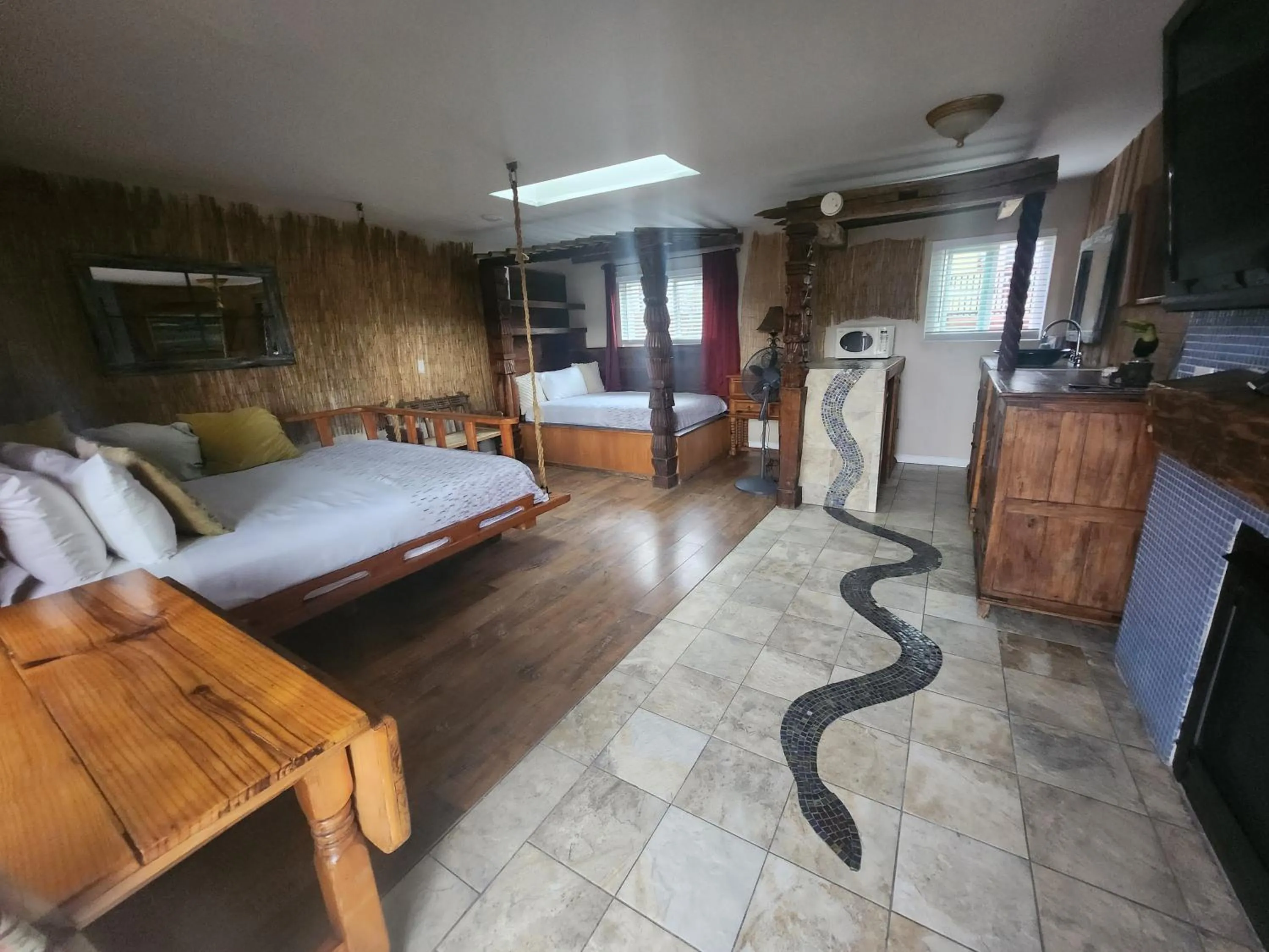 Photo of the whole room, Bed in Inn At Avila Beach