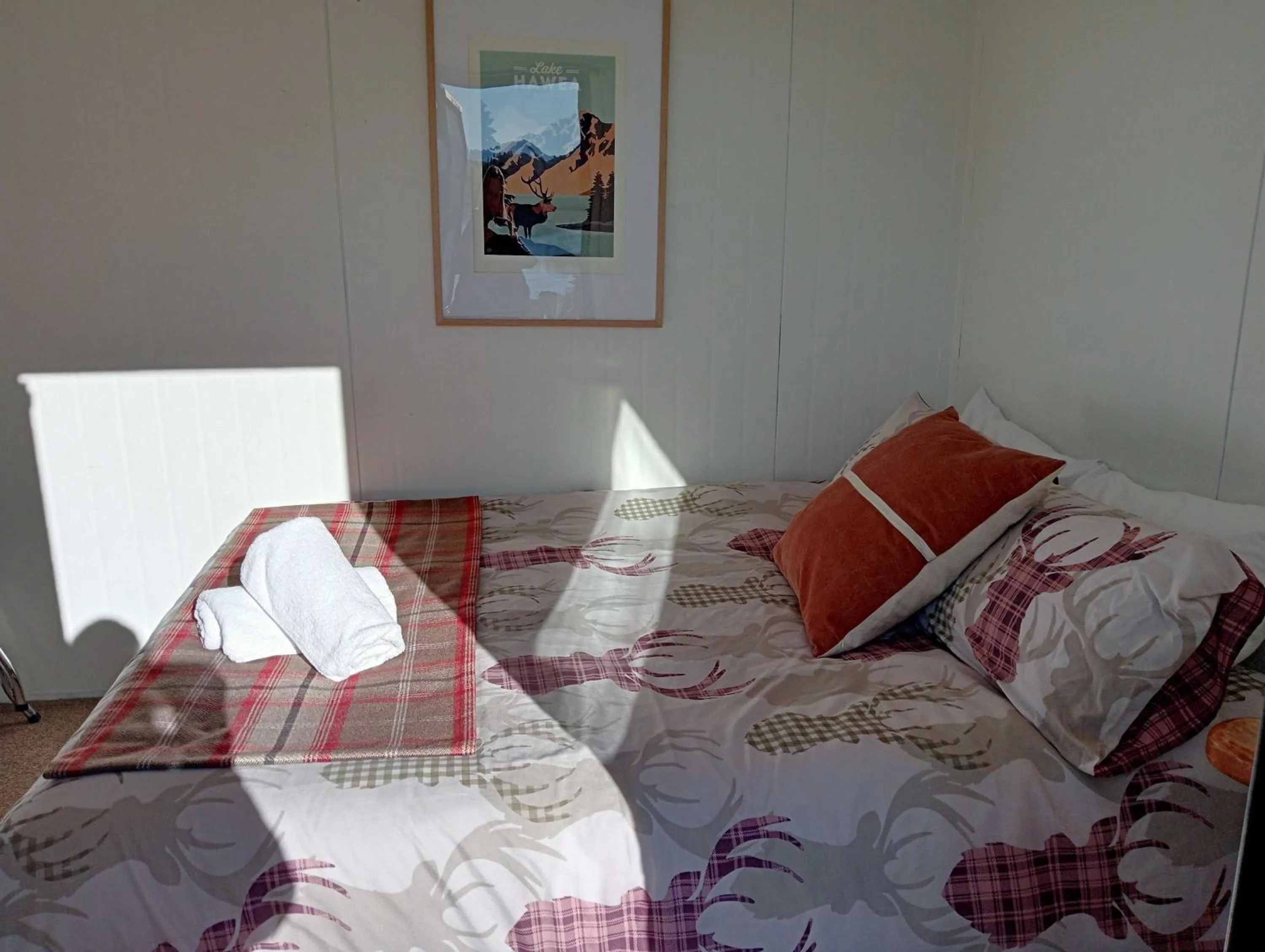 Bed in The Camp - Lake Hawea