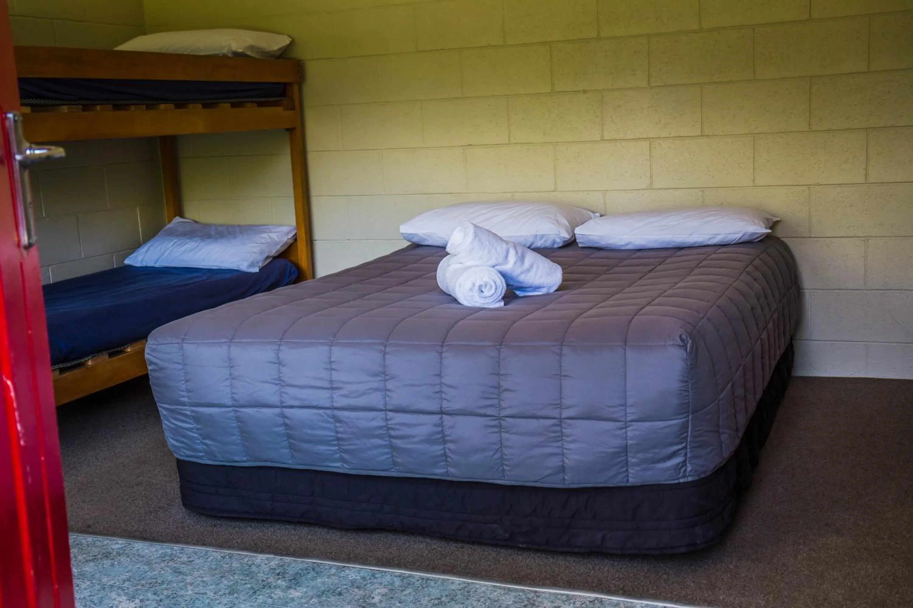 Bed in The Camp - Lake Hawea