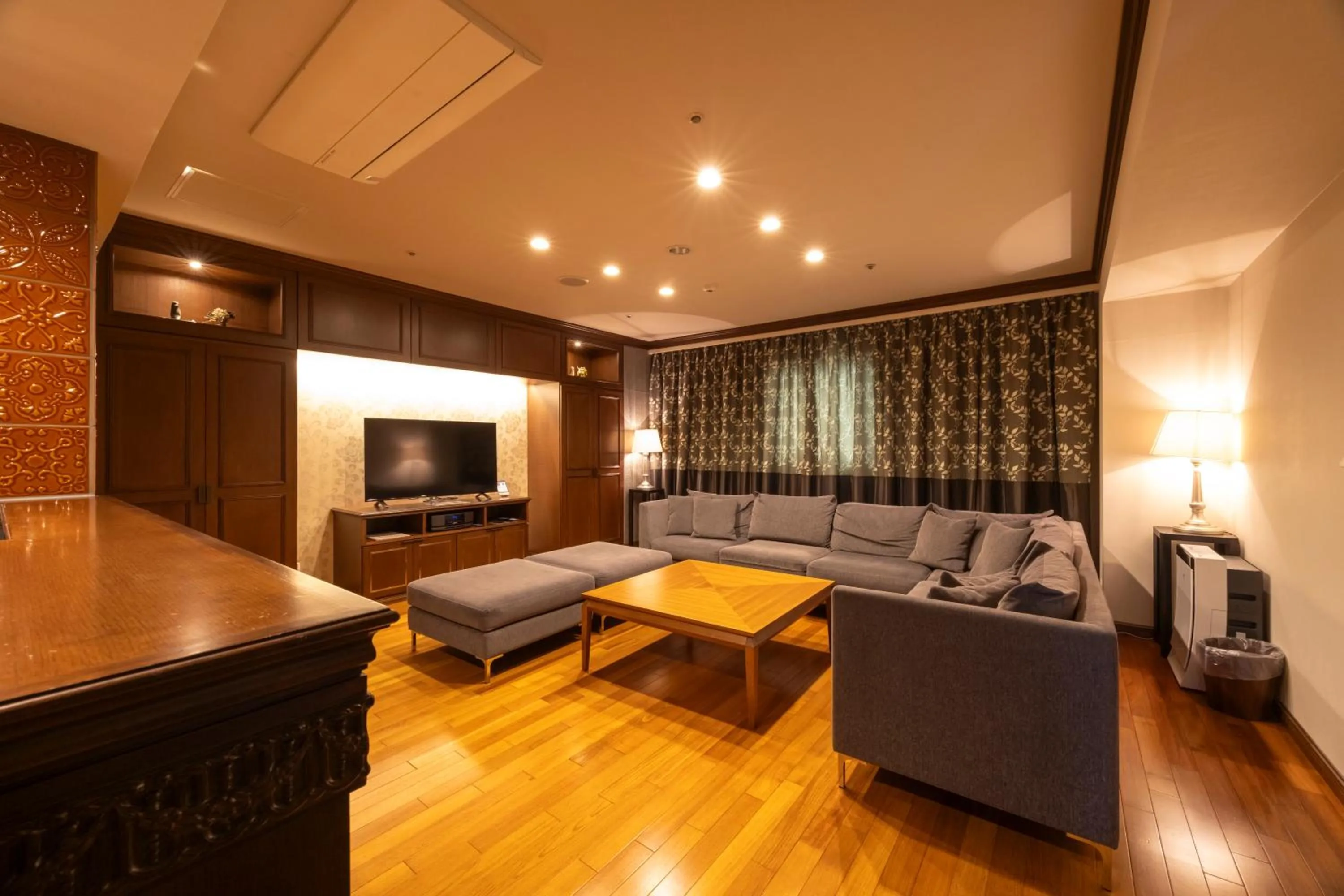 Living room in Kushiro Century Castle Hotel