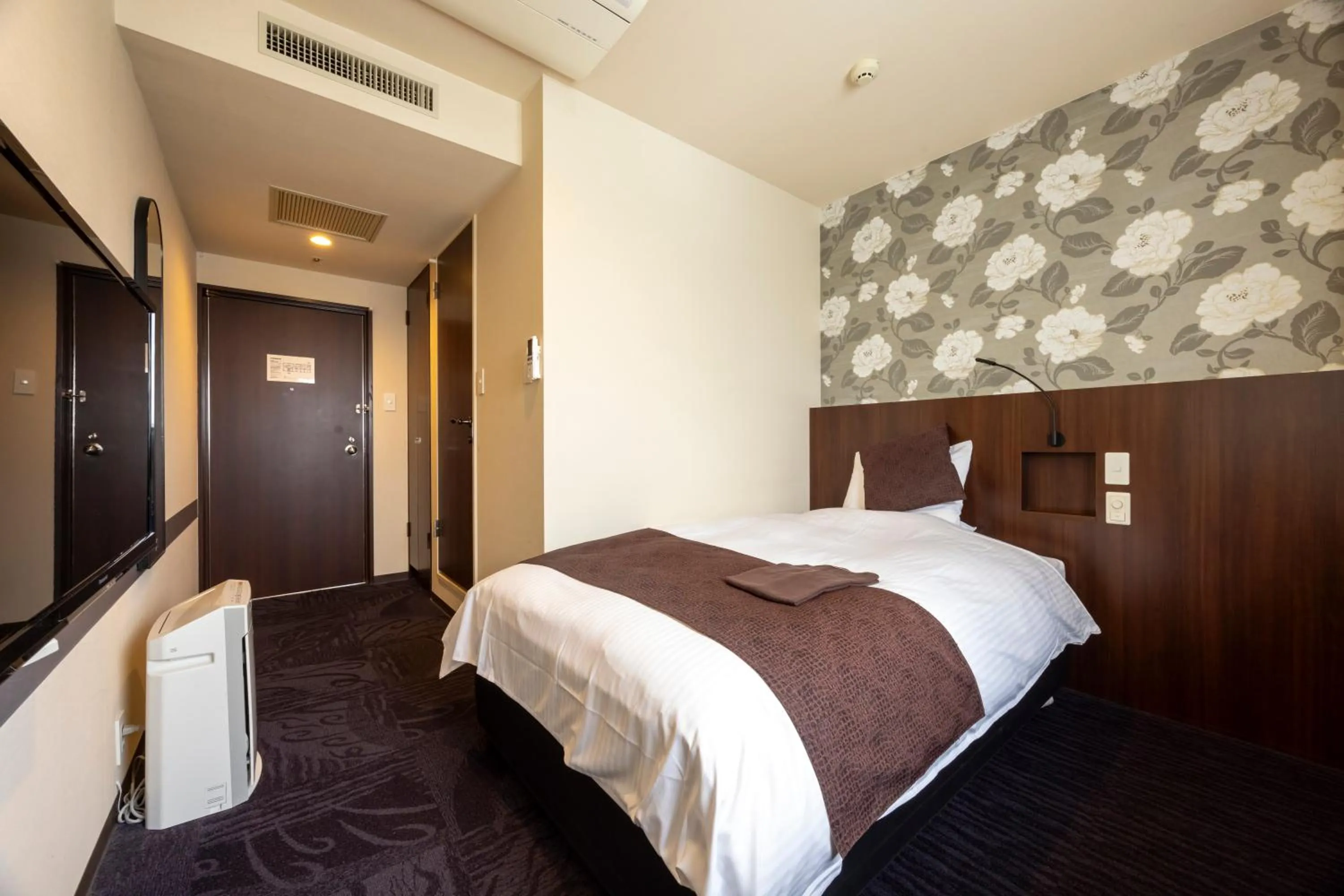 Bedroom, Bed in Kushiro Century Castle Hotel