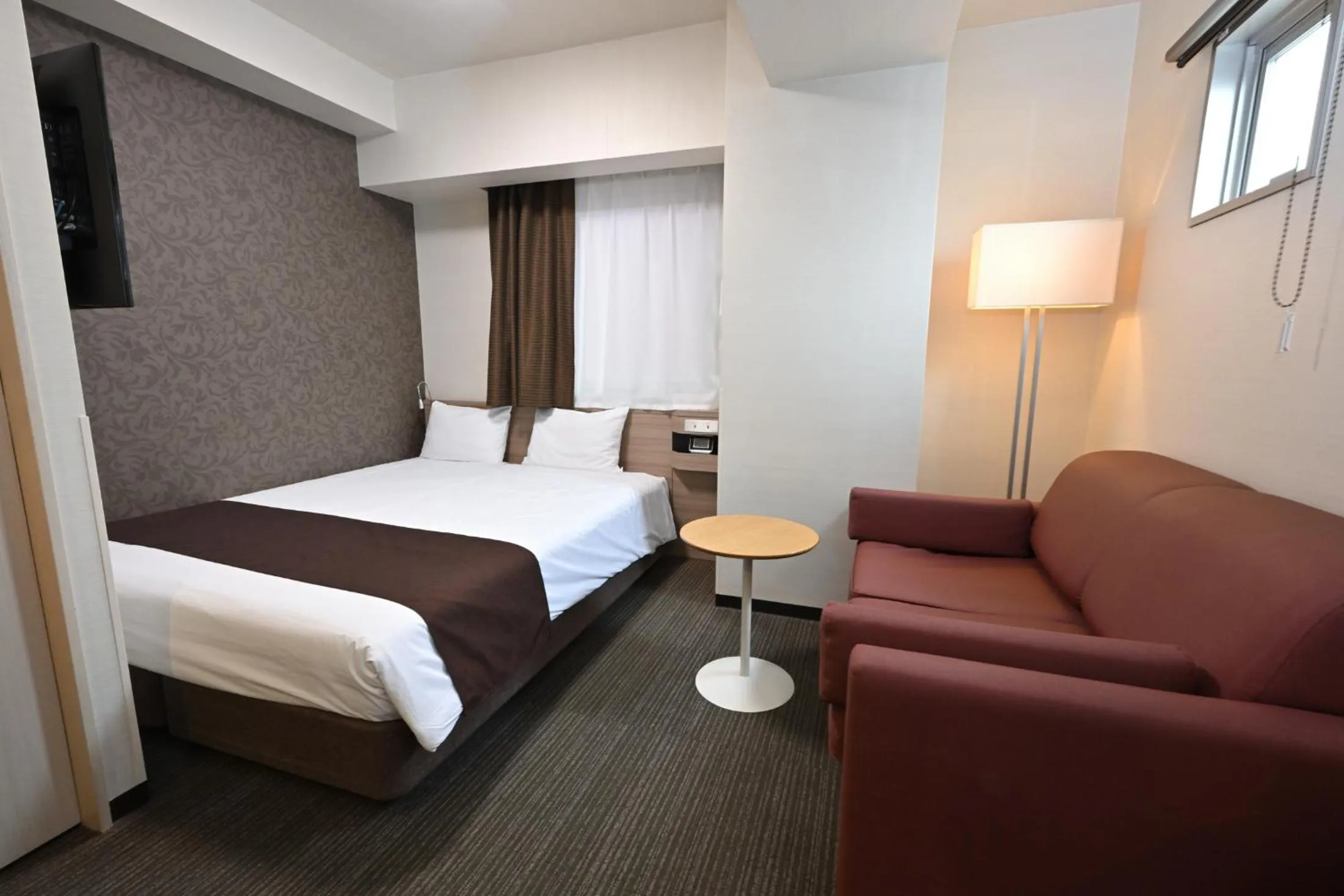 Photo of the whole room, Bed in Sanco Inn Grande Tokyo Hamamatsucho