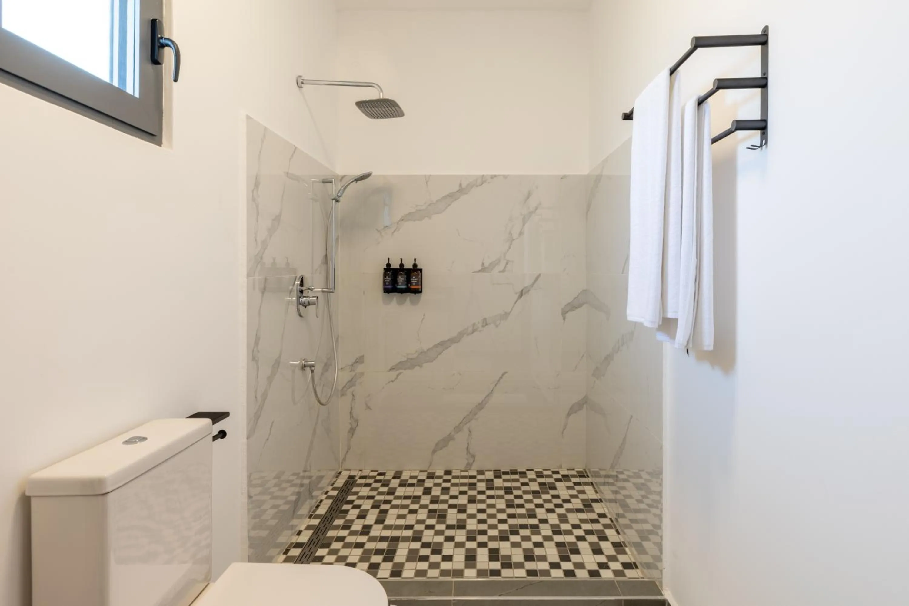 Shower in Q Boutique Resort Malindi