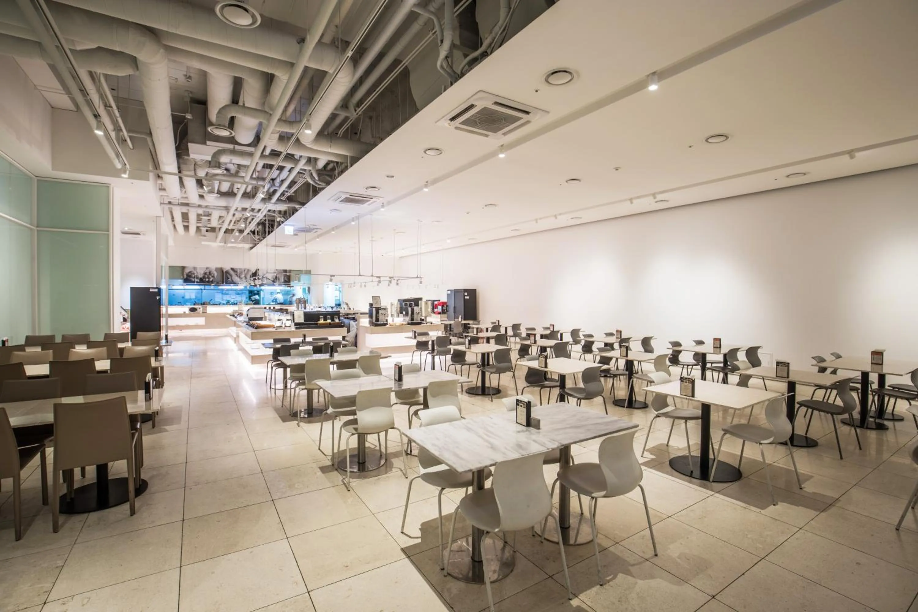 Restaurant/places to eat in Sotetsu Hotels The Splaisir Seoul Myeongdong