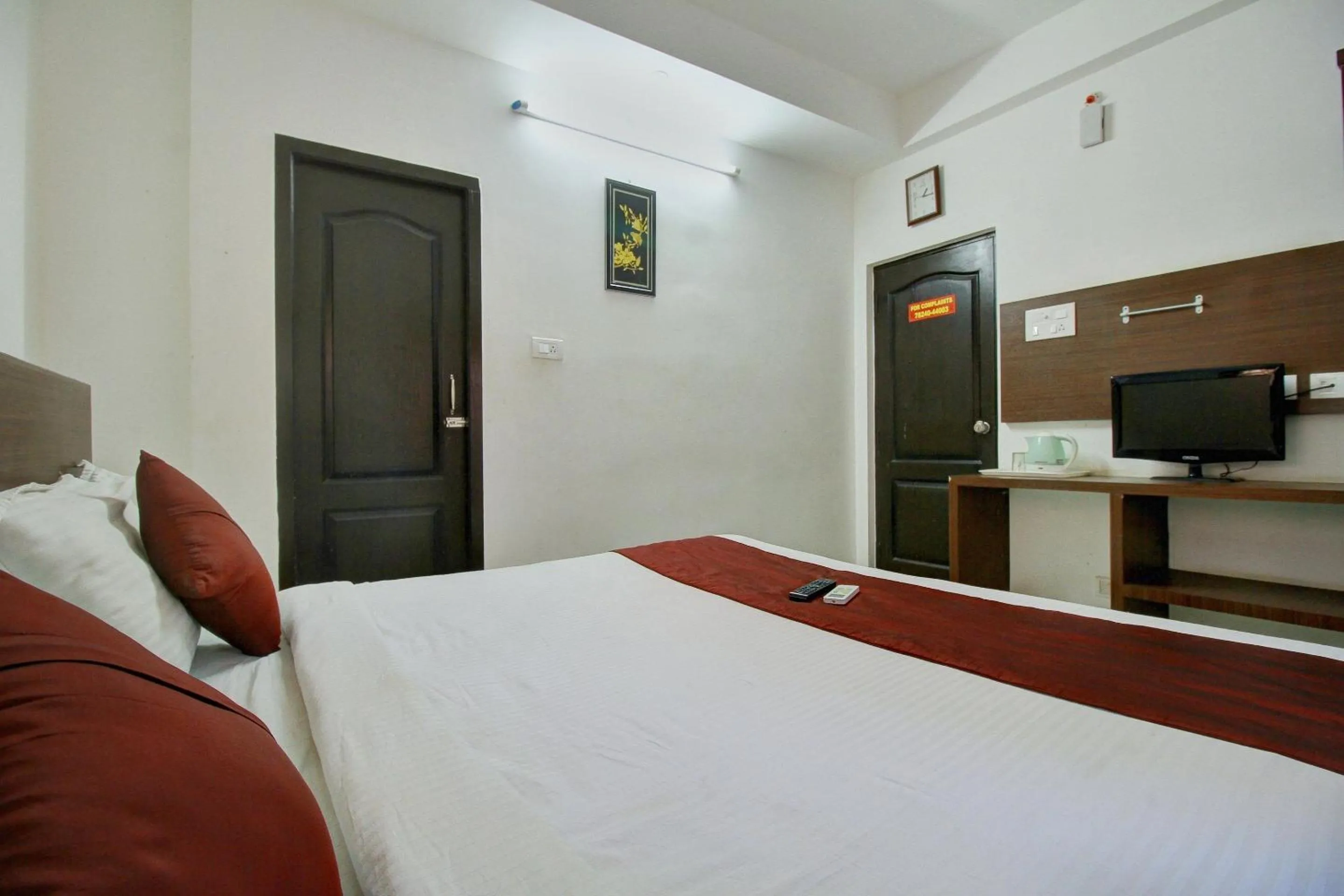 Bedroom, Bed in Hotel O The Mangrove Wood Residency