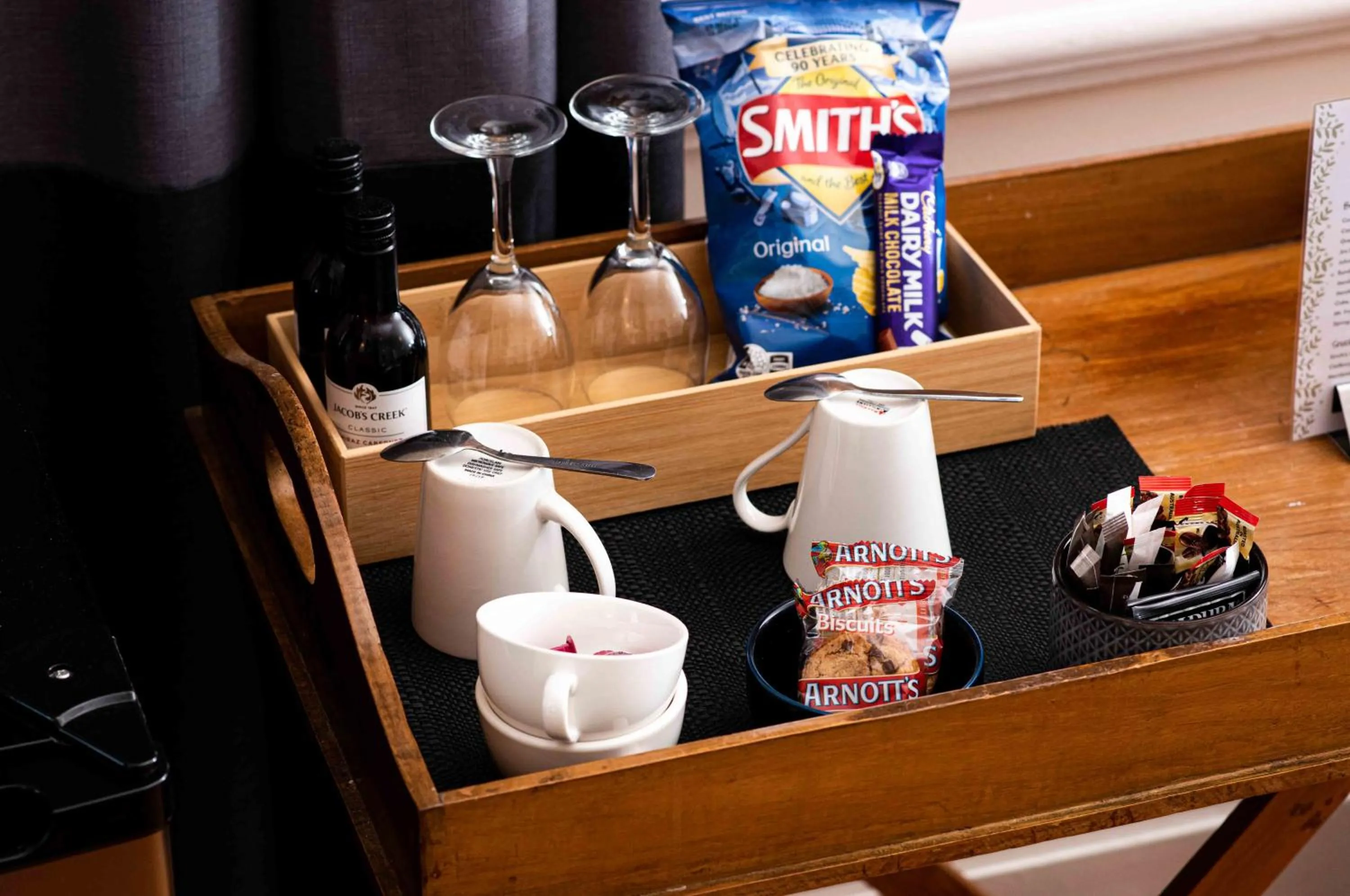 Coffee/tea facilities in Park Hotel