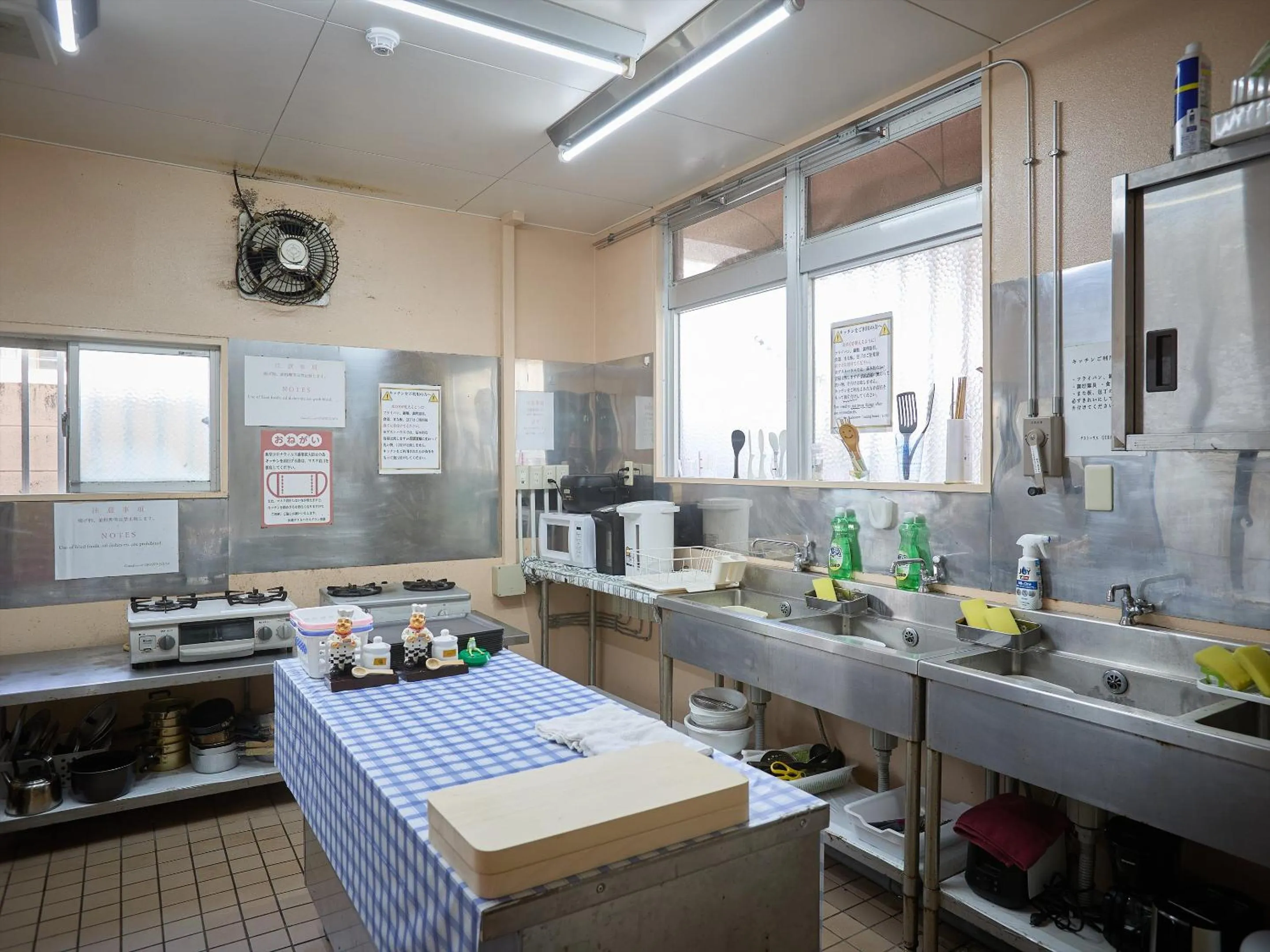 Kitchen or kitchenette in Guest House Grand Naha