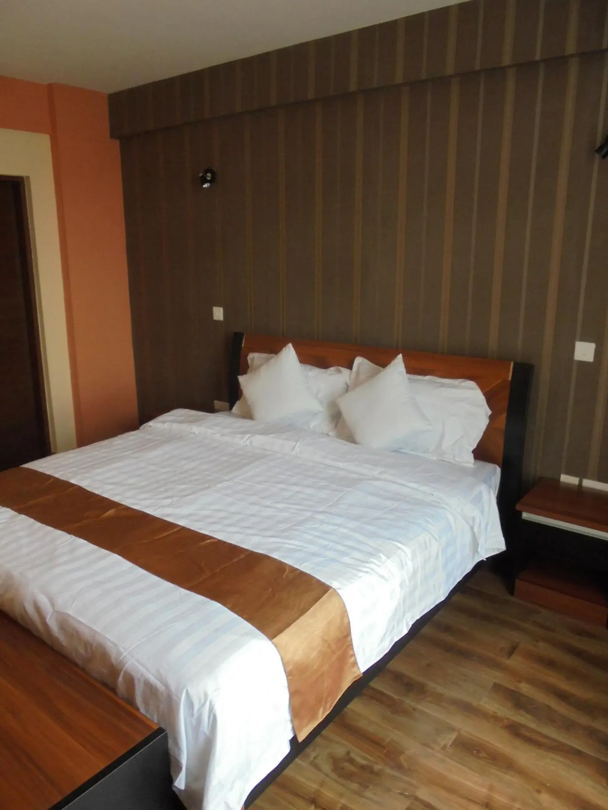 Superior Room in We Hotel and Suites Superior Room in We Hotel and Suites