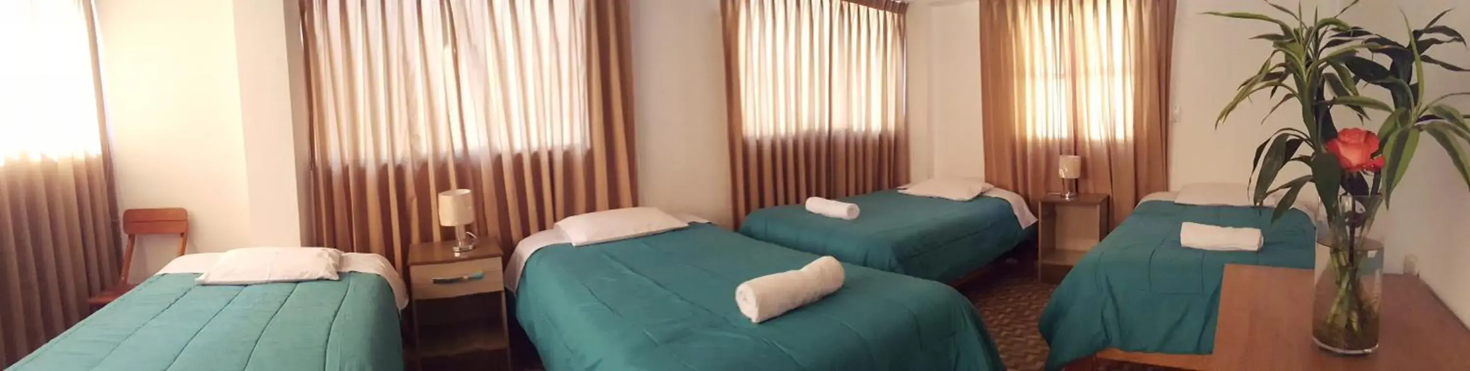 Standard Quadruple Room in Tambo de Ollantay Hotel Standard Quadruple Room in Tambo de Ollantay Hotel