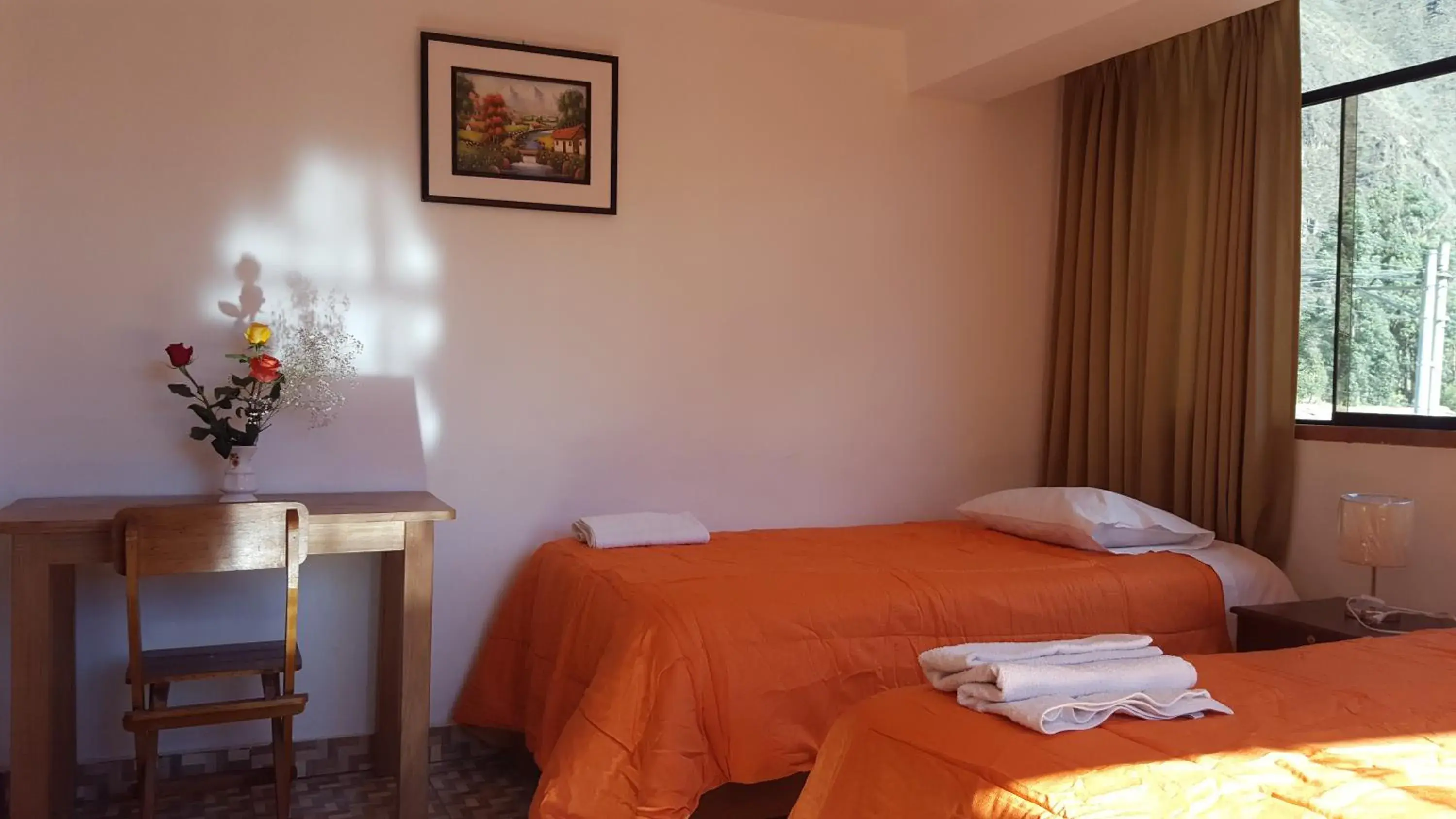 Triple Room with Private Bathroom in Tambo de Ollantay Hotel Triple Room with Private Bathroom in Tambo de Ollantay Hotel