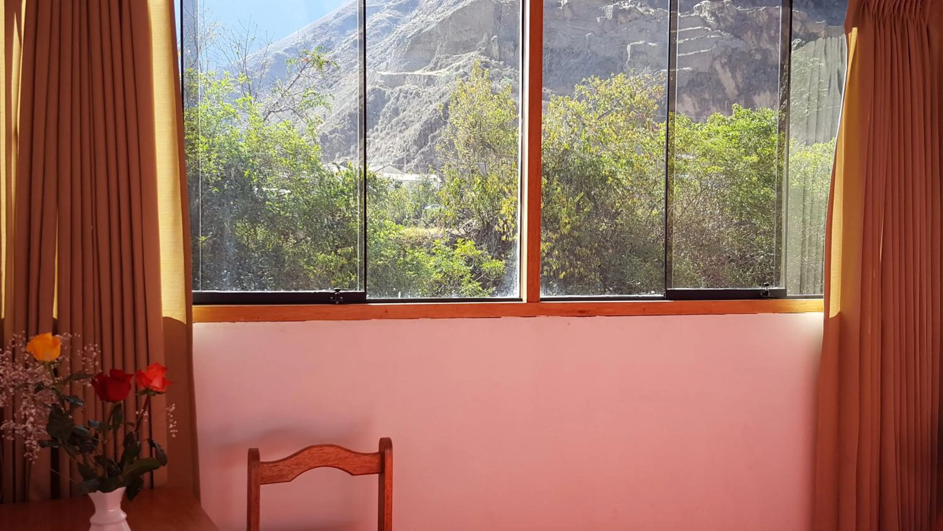 Tambo de Ollantay Hotel