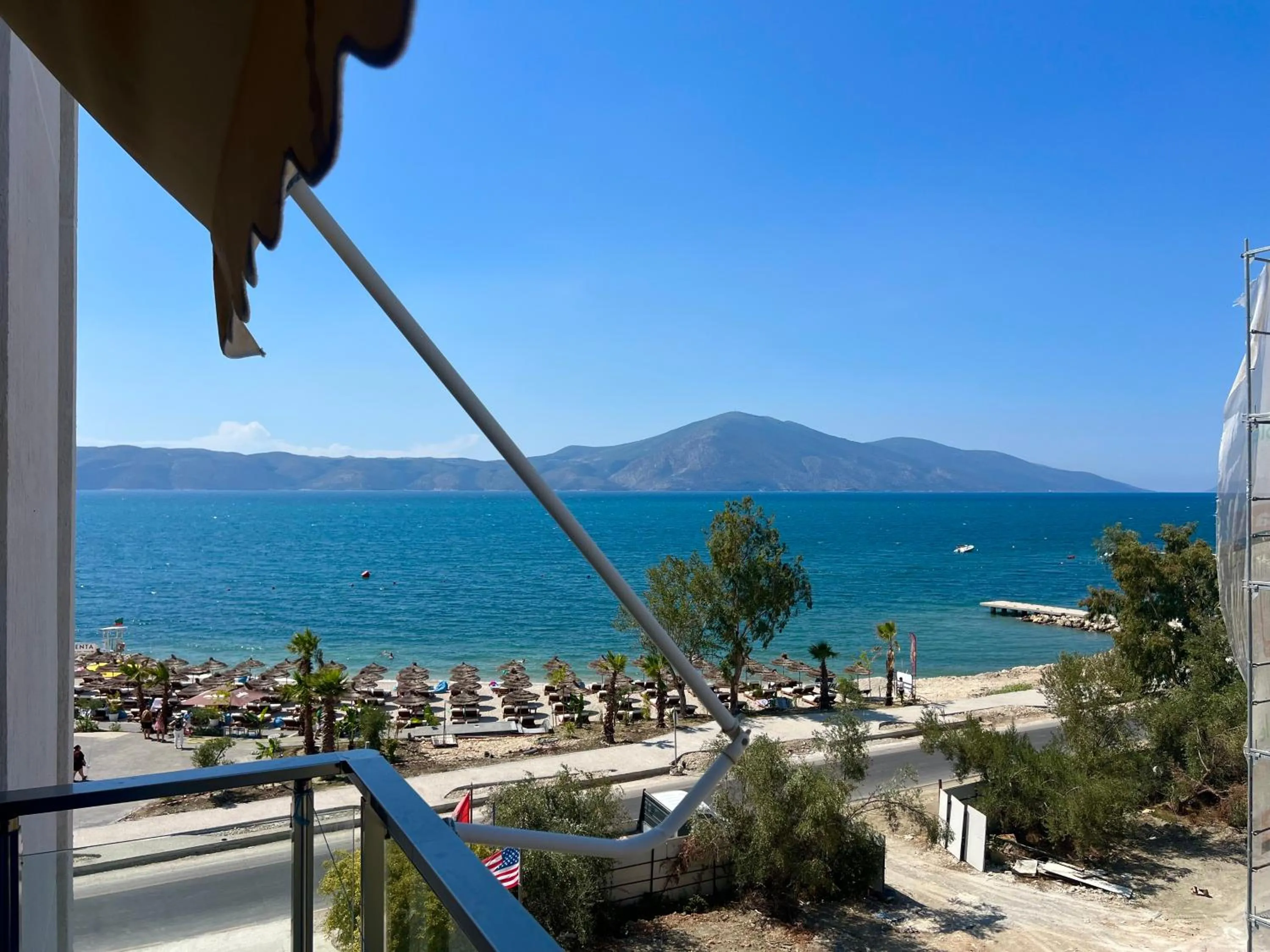 Beach in Hotel Divers