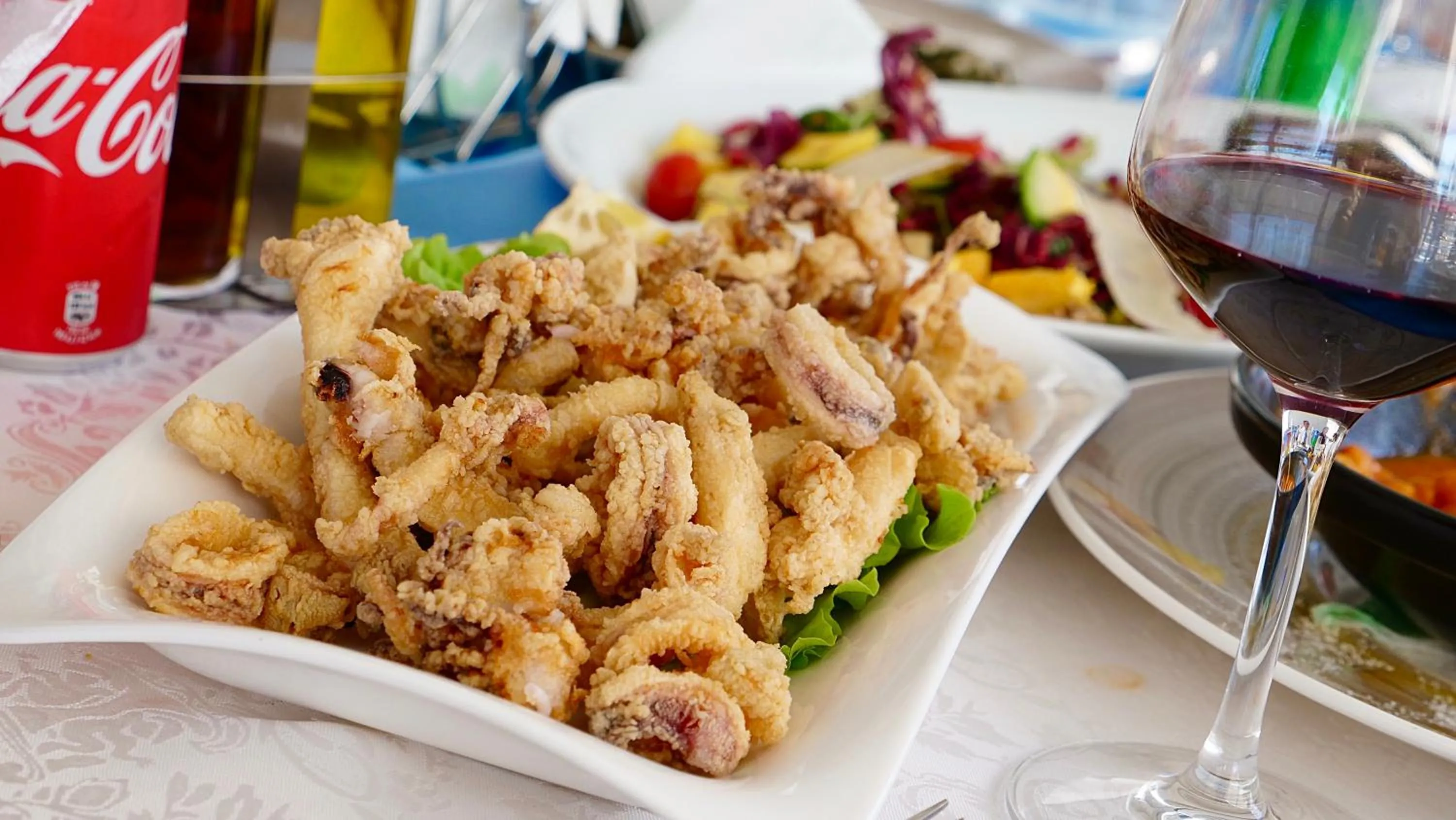 Restaurant/places to eat in Hotel Divers