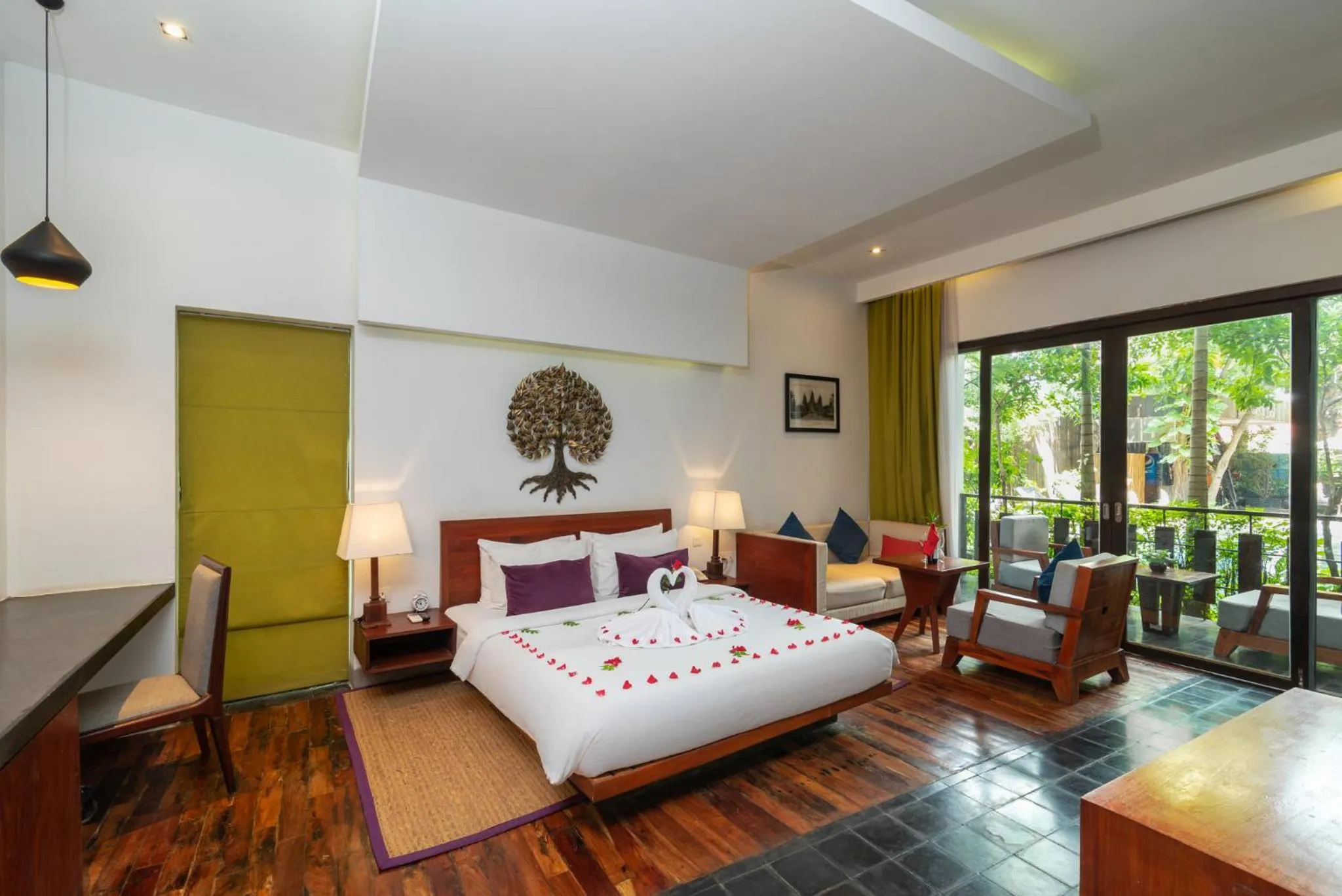 Photo of the whole room, Bed in King Rock Boutique Hotel