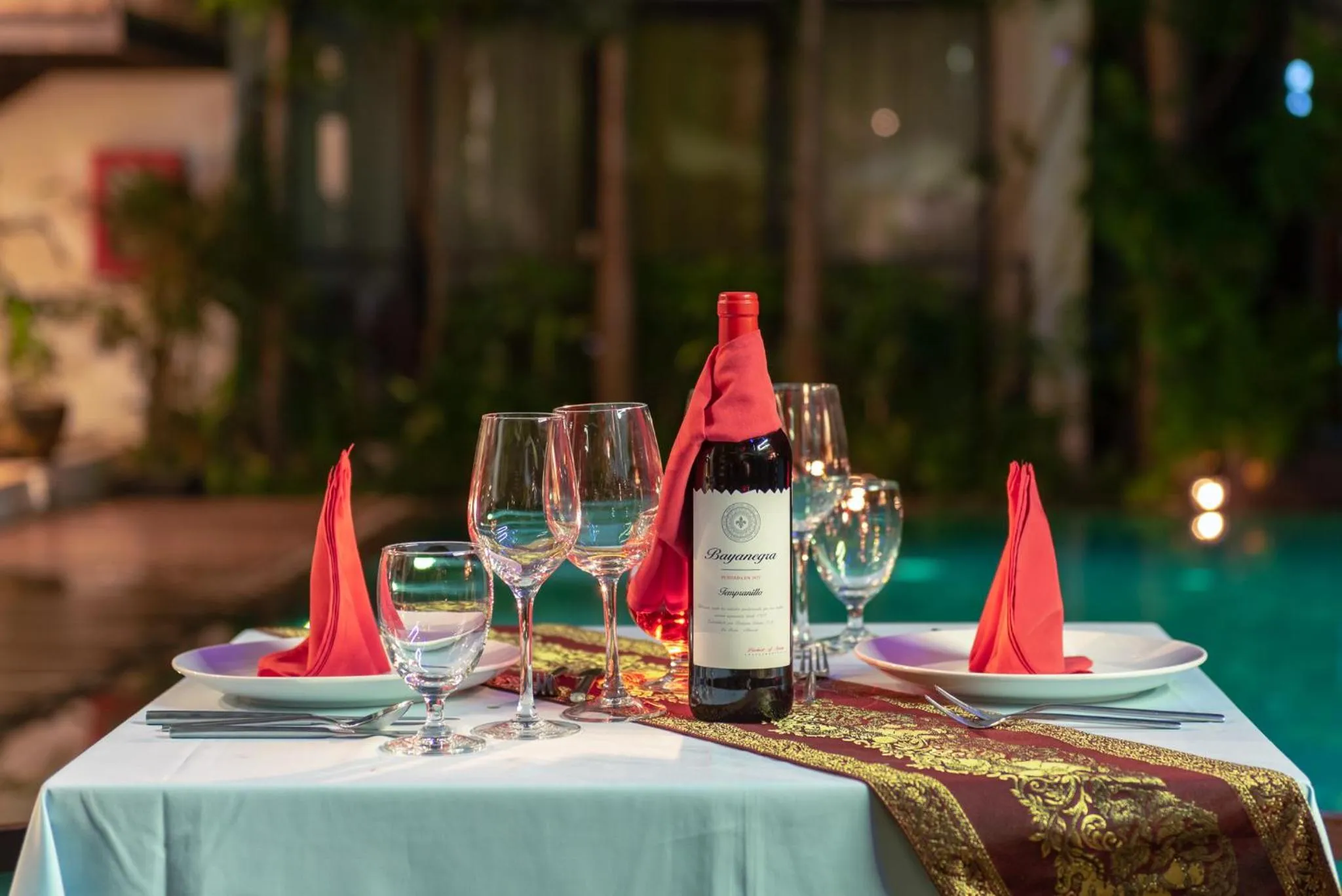 Restaurant/places to eat in King Rock Boutique Hotel