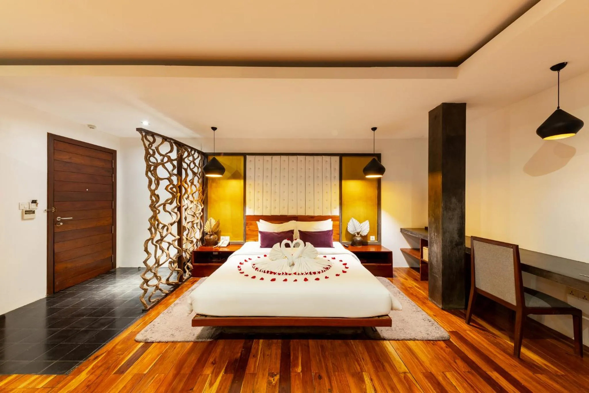 Bed in King Rock Boutique Hotel