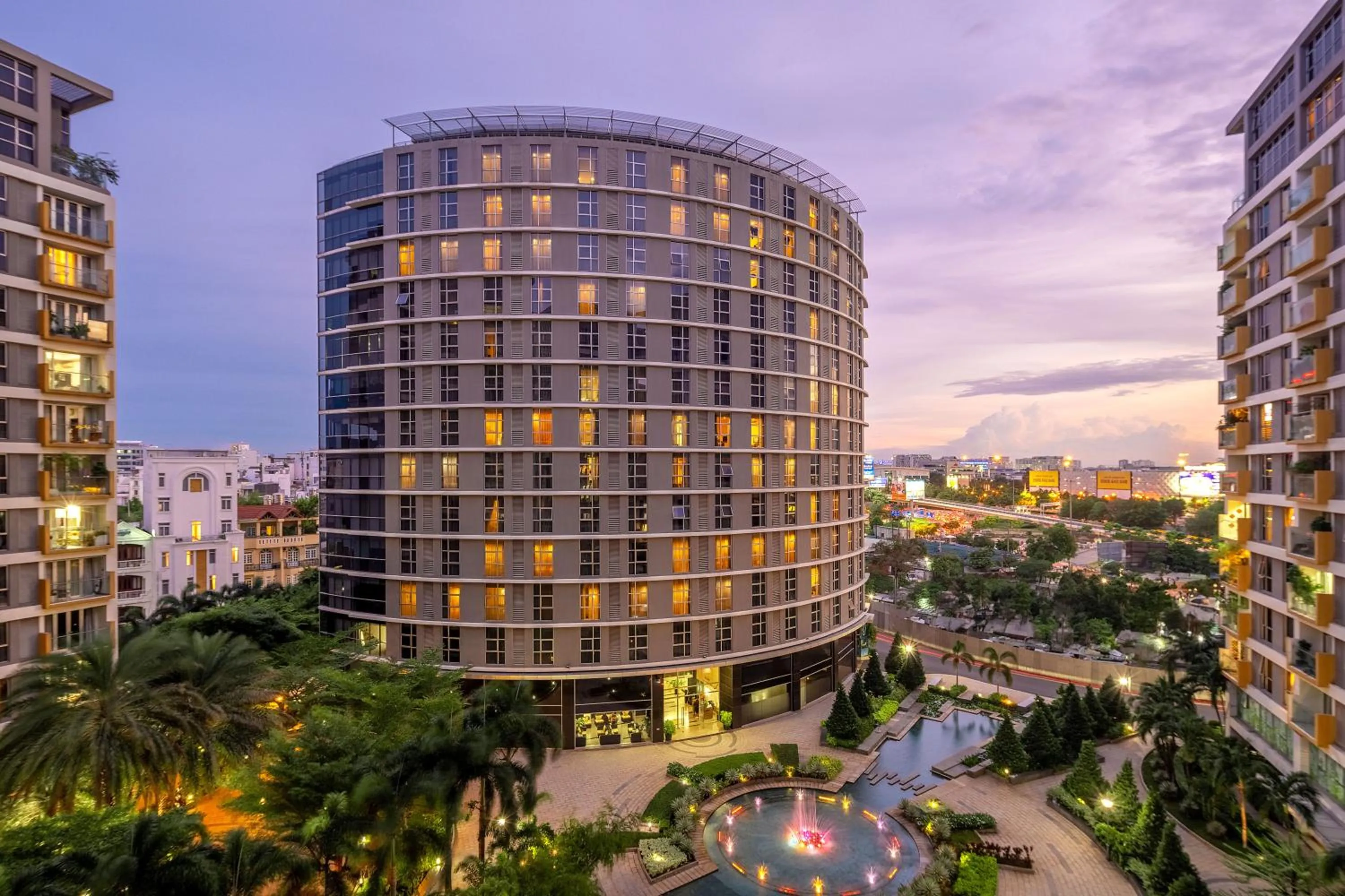 Bluesky Serviced Apartment Airport Plaza