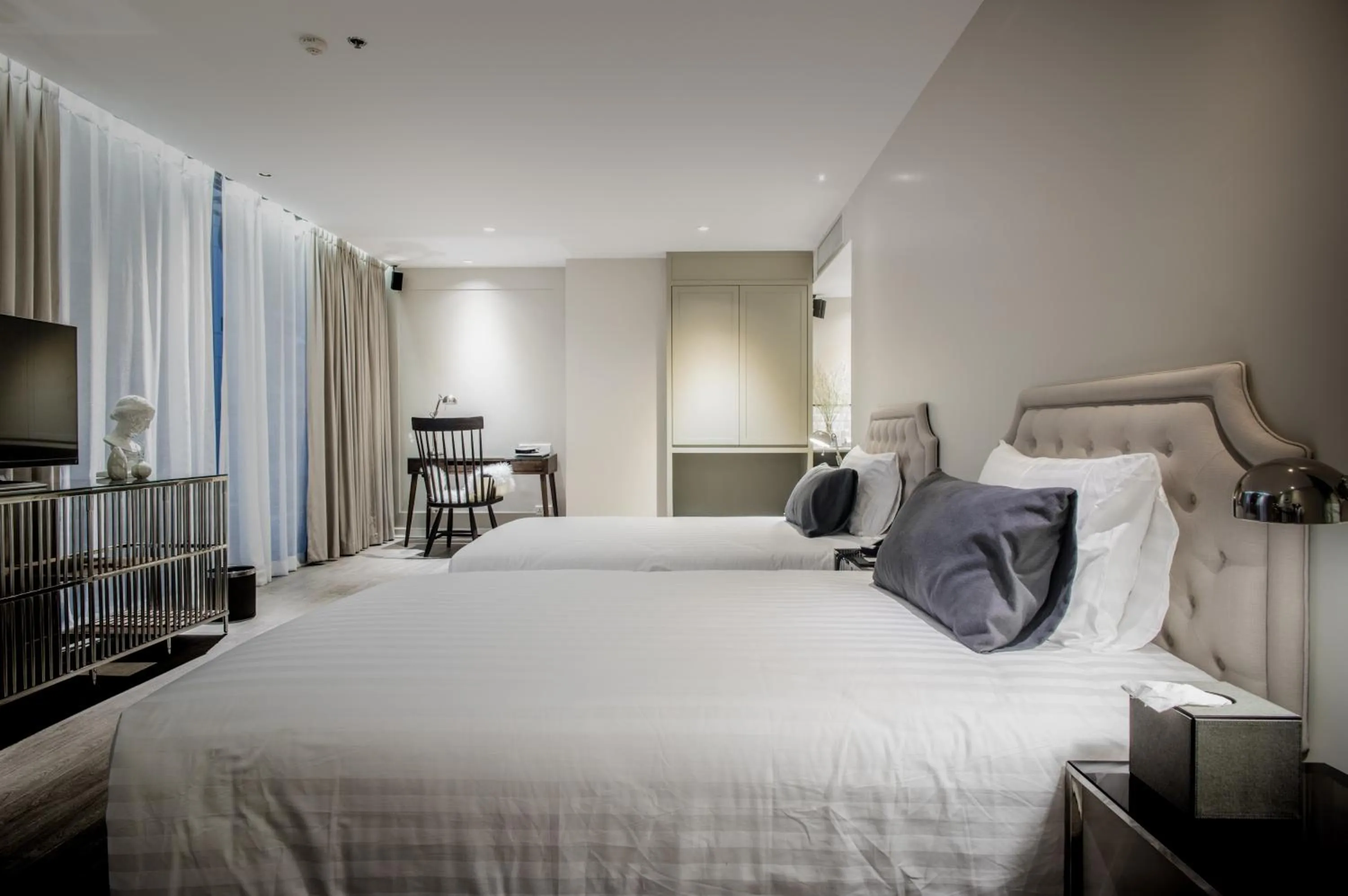 Photo of the whole room, Bed in Hotel Once Bangkok