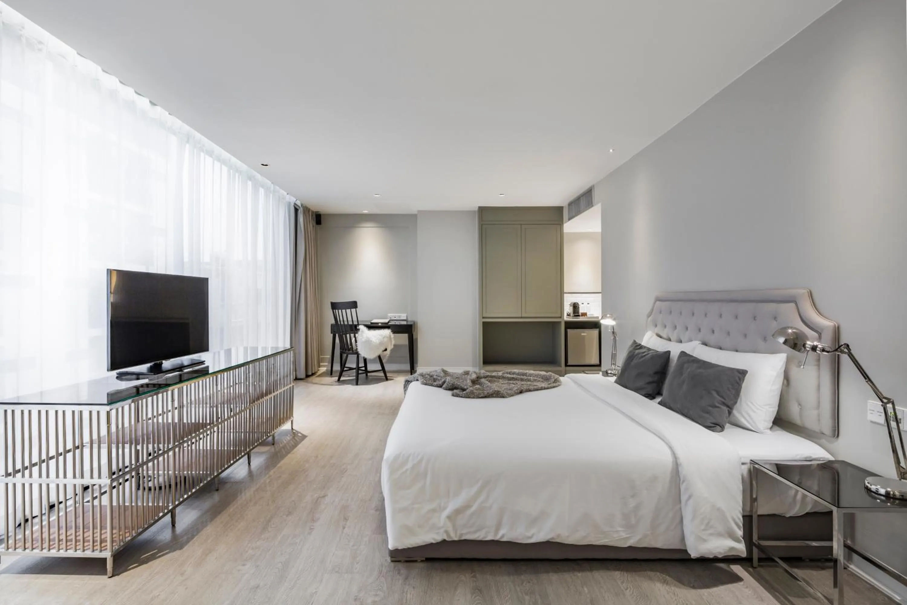 TV and multimedia, Bed in Hotel Once Bangkok